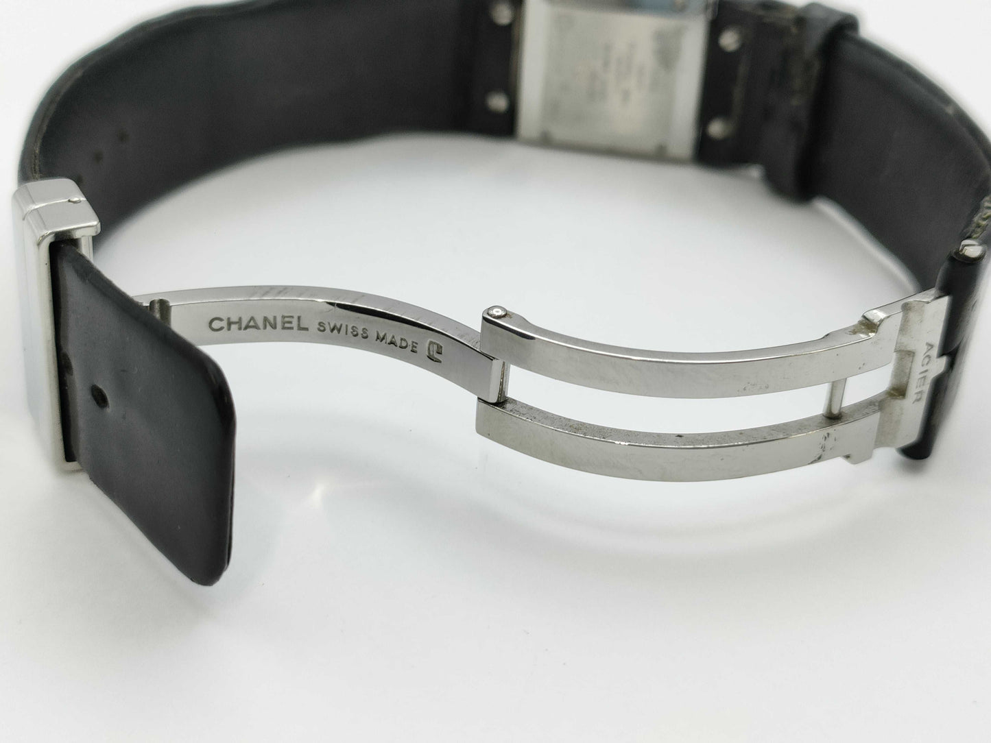 CHANEL Matelasse VR76035 Quartz Women's Watch