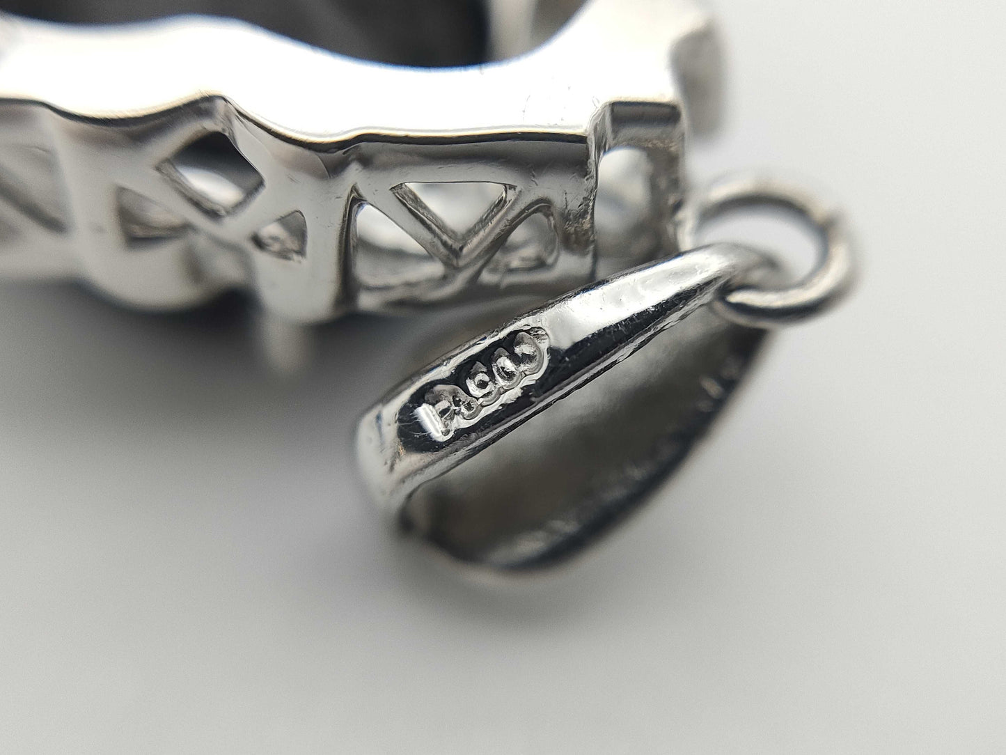 S6.68ct Pt900 5.0g Pendant Top