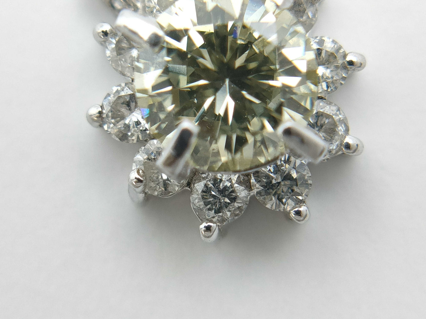 D0.46ct Pt/Pt850 3.4g Necklace