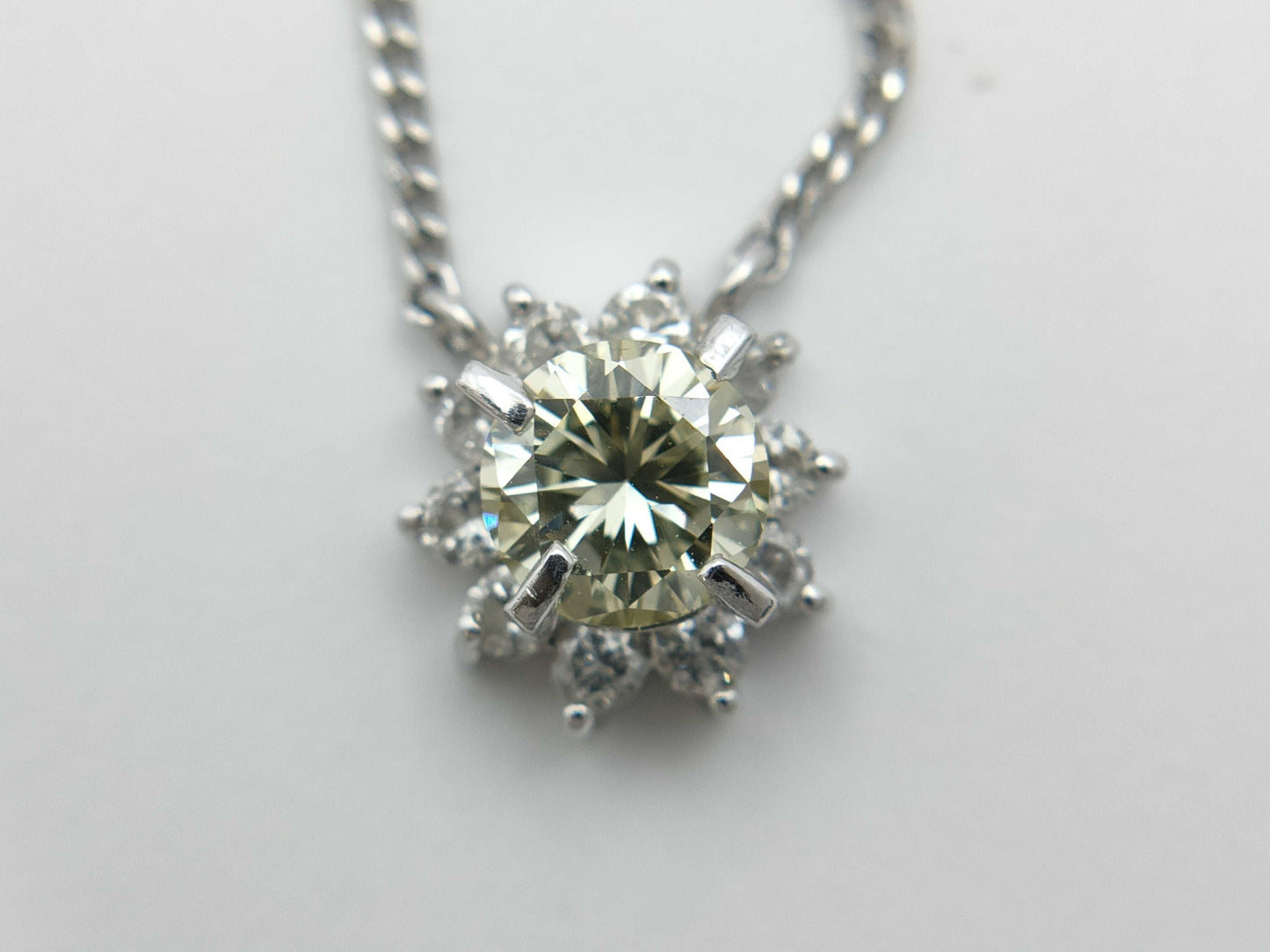 D0.46ct Pt/Pt850 3.4g Necklace