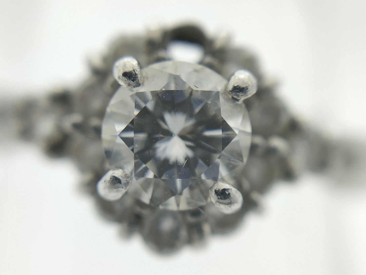 D0.388/0.27ct Pt900 3.9g Ring
