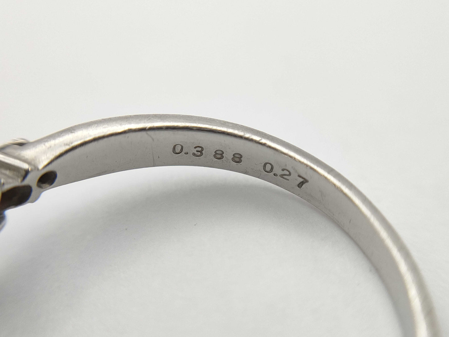 D0.388/0.27ct Pt900 3.9g Ring