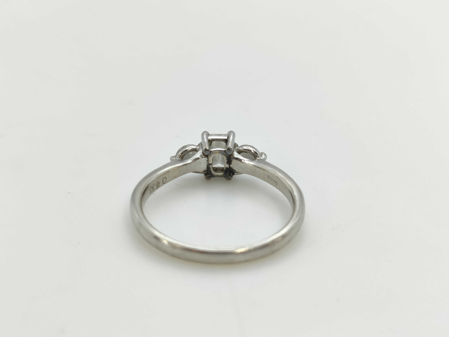 D0.333/0.36ct Pt900 4.0g Ring