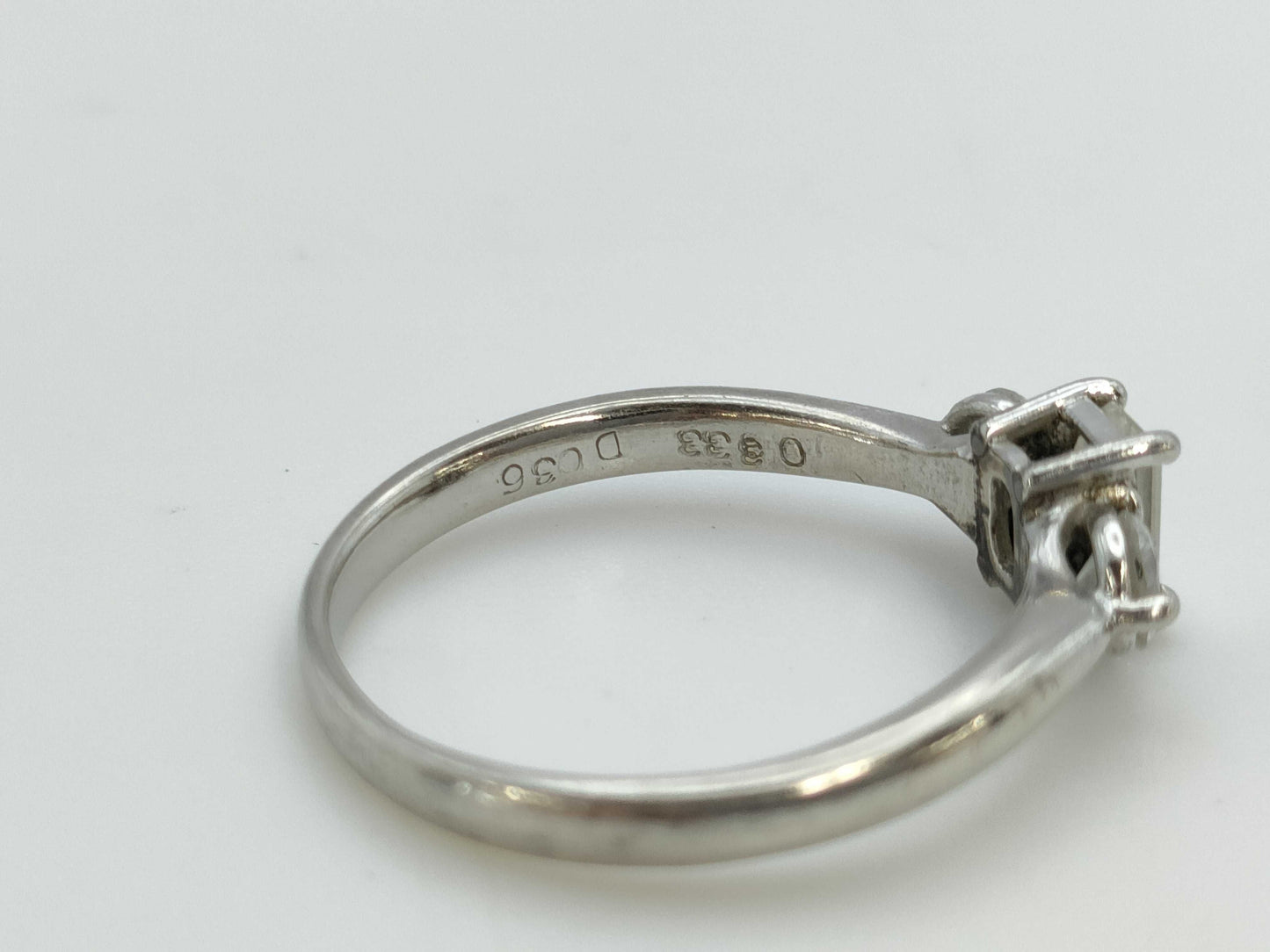 D0.333/0.36ct Pt900 4.0g Ring