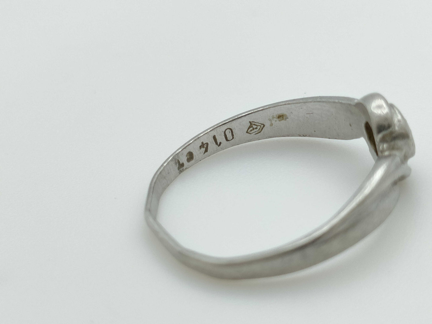 D0.14ct PT900 2.8g Ring