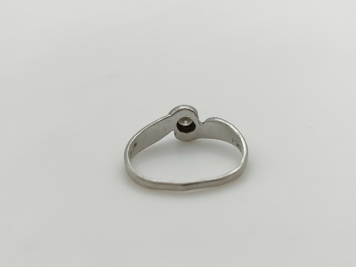 D0.14ct PT900 2.8g Ring