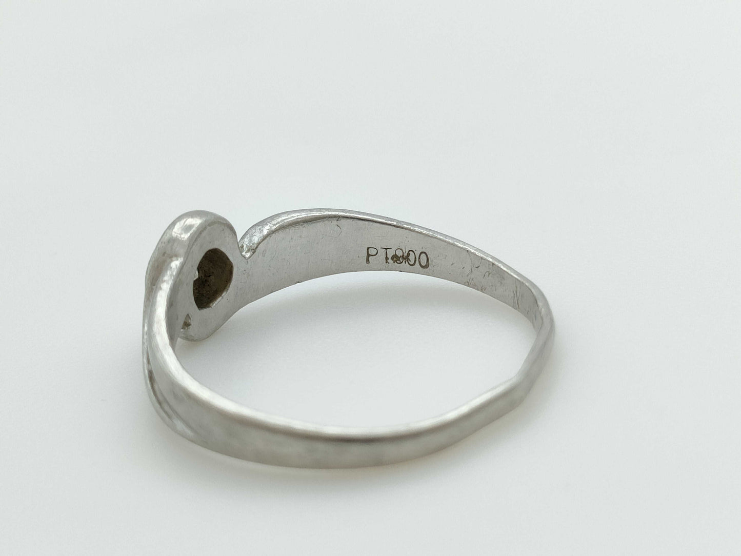 D0.14ct PT900 2.8g Ring