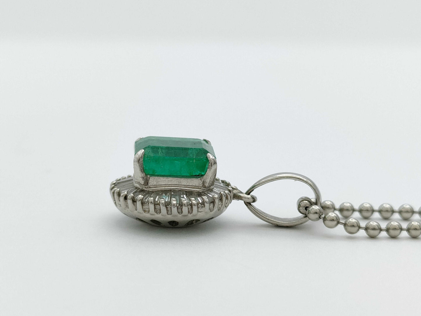 E2.02ct D0.36ct Pt900/850 7.8g Necklace