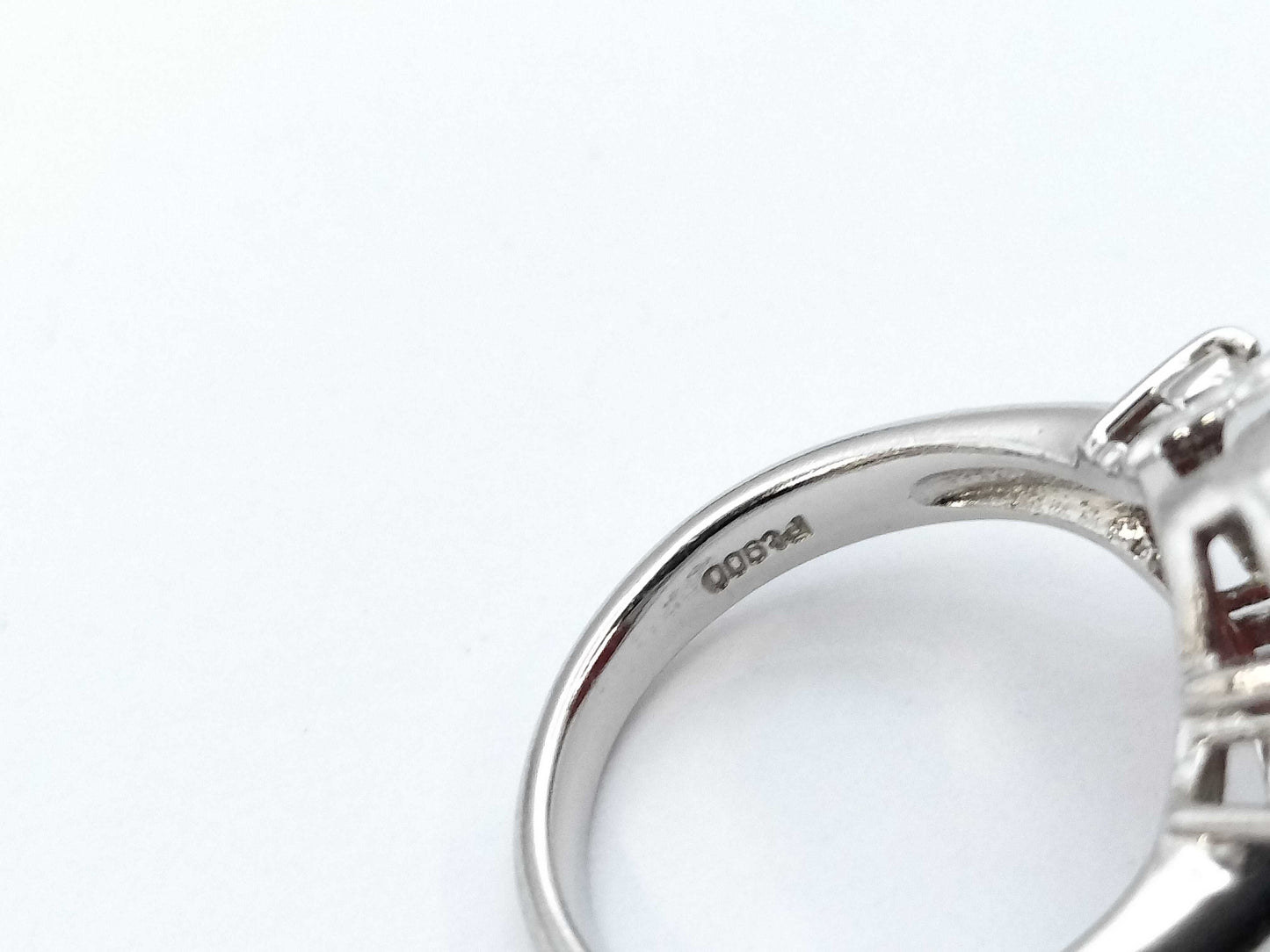Coral D0.19ct PT900 8.0g Ring