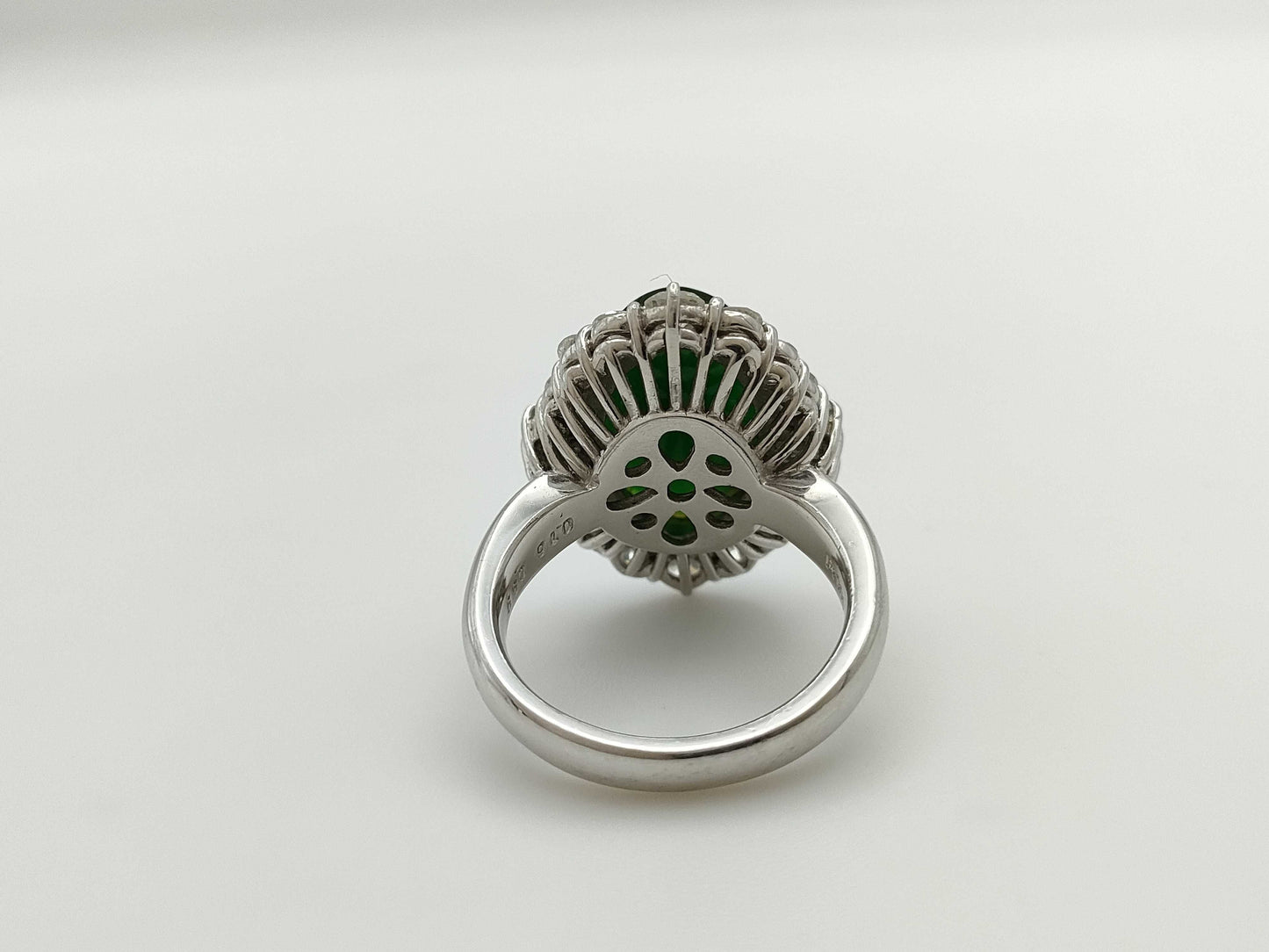Jade D0.16/0.99ct Pt900 14.4g Ring