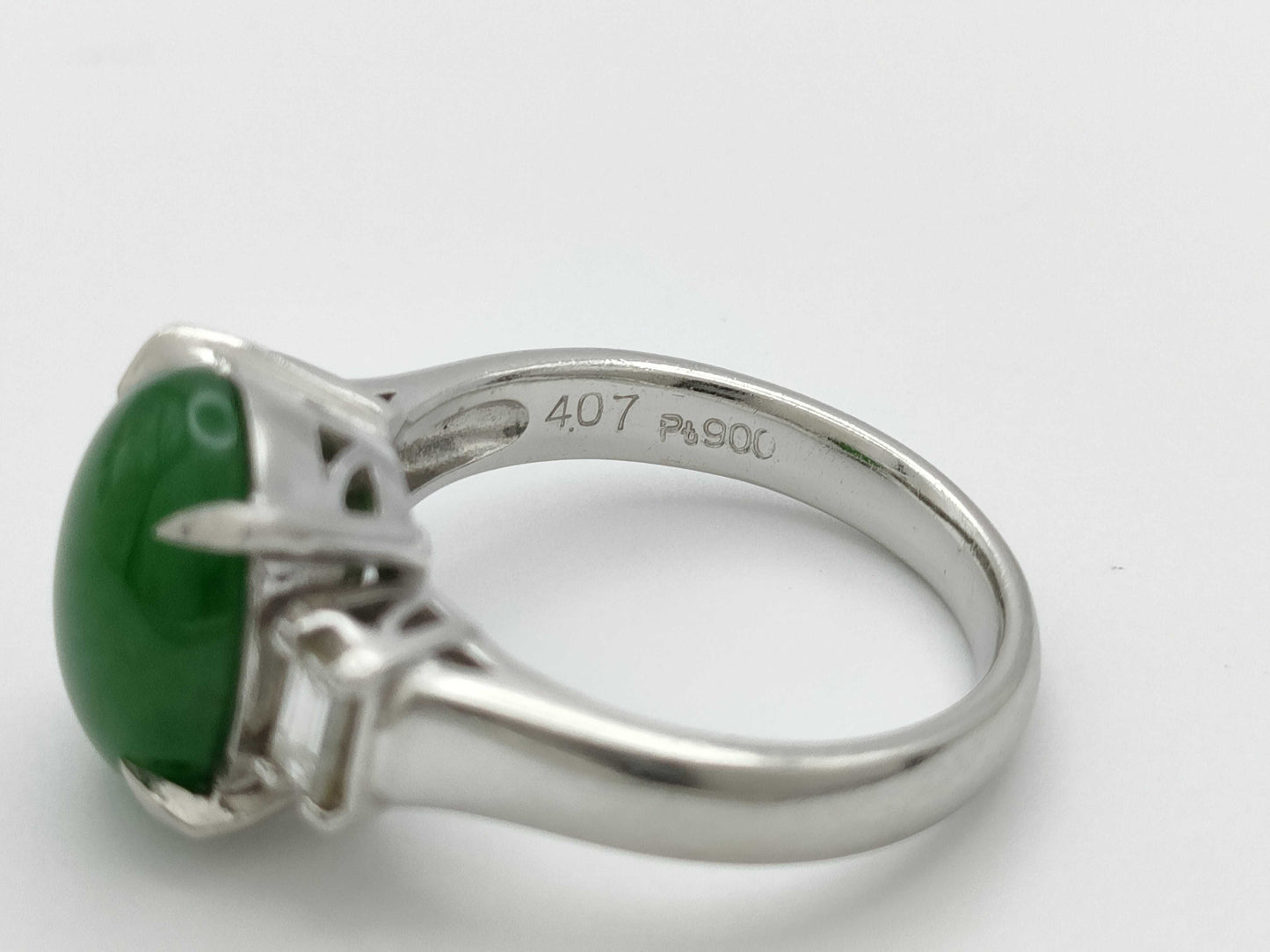 Jade 4.07ct D0.22ct Pt900 8.3g Ring