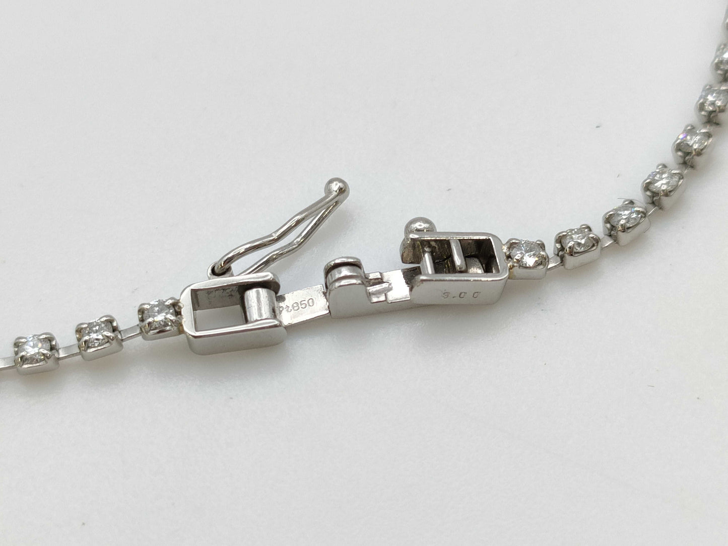 D3.00ct PT850 8.9g Necklace