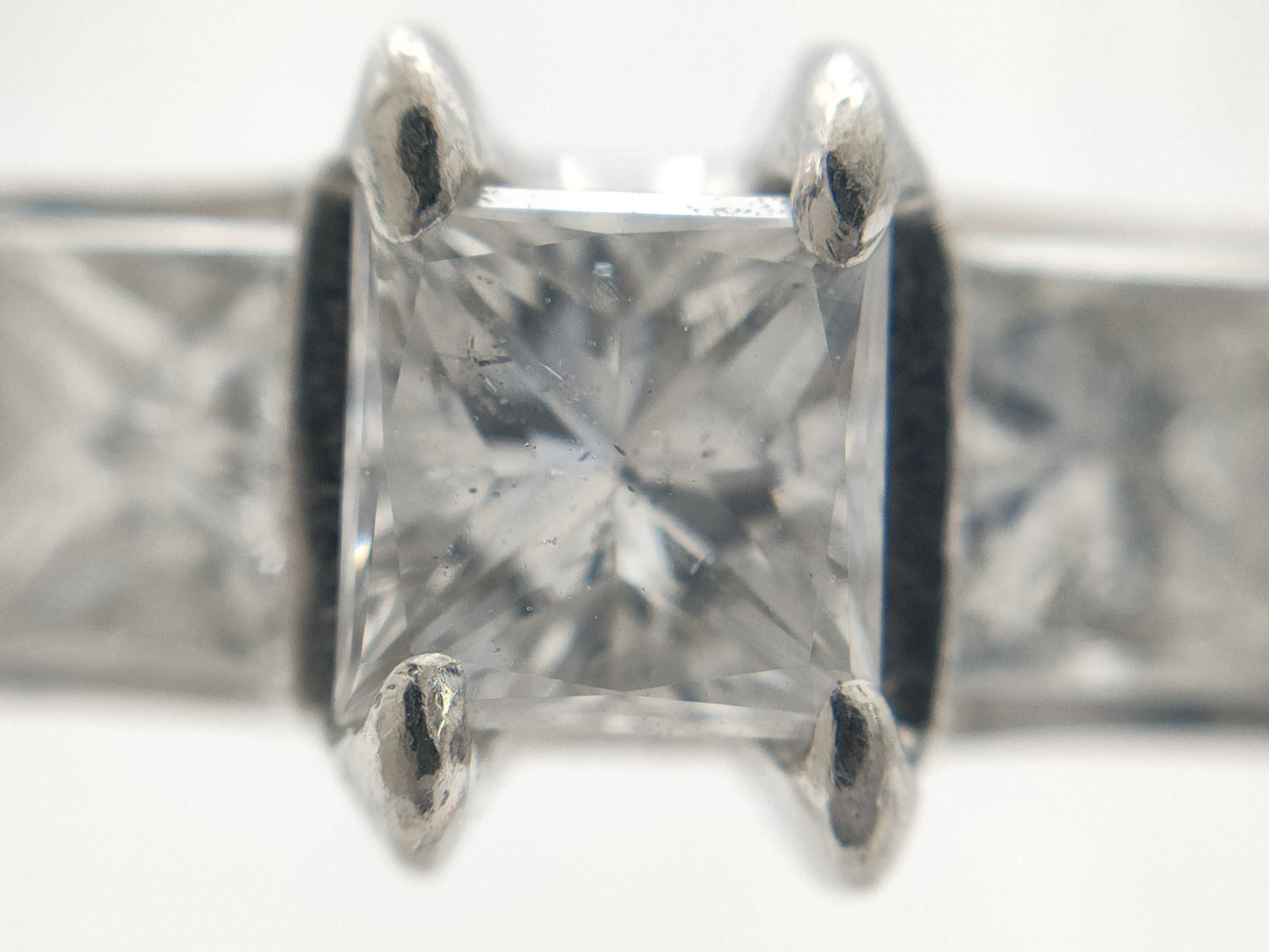 D1.00ct PT900 6.4g Ring
