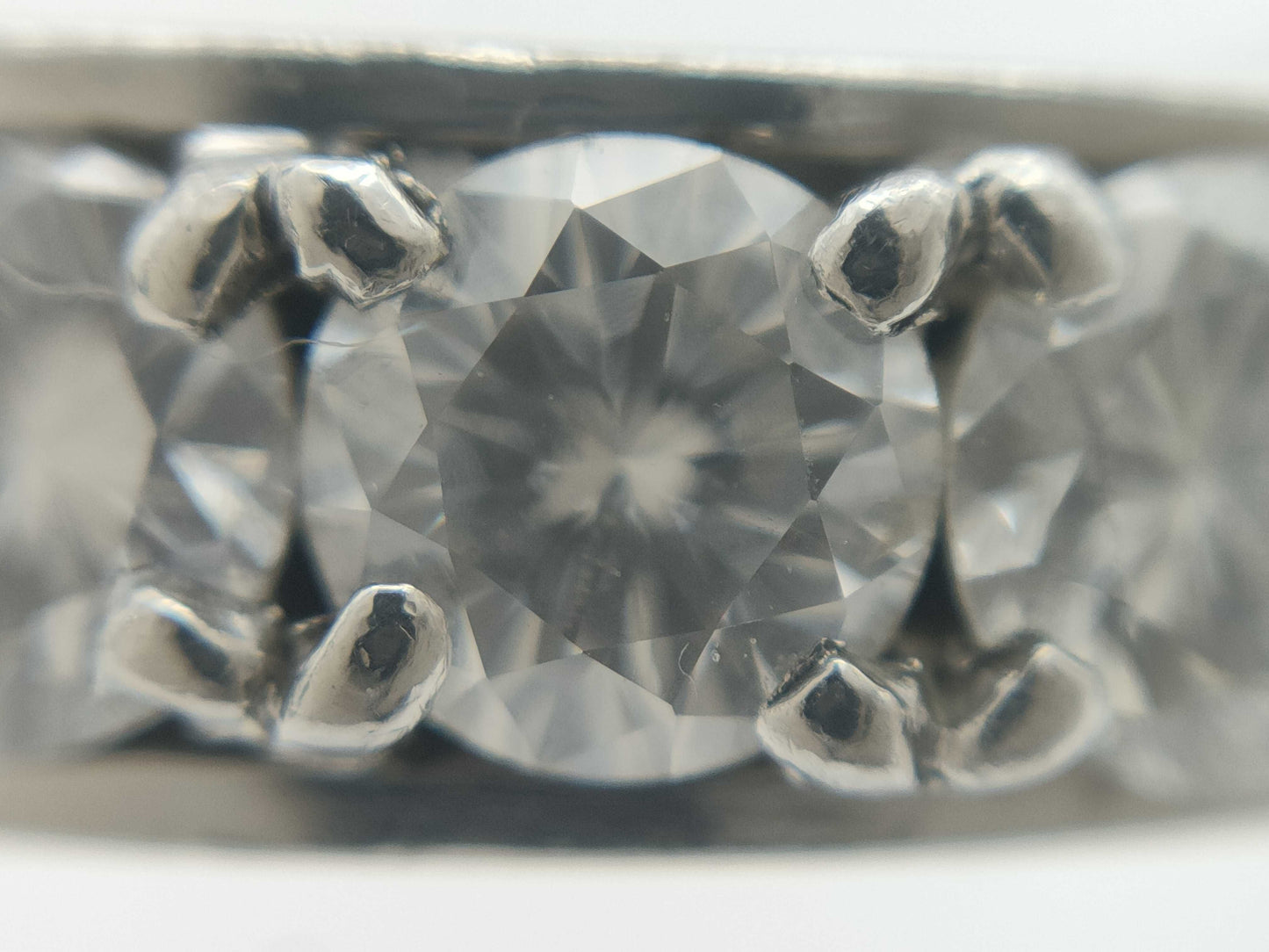 D0.77ct Pt900 4.1g Ring