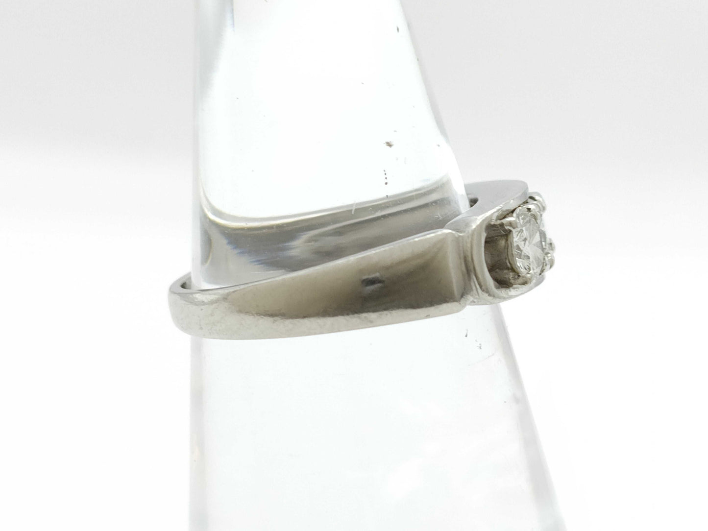 D0.77ct Pt900 4.1g Ring