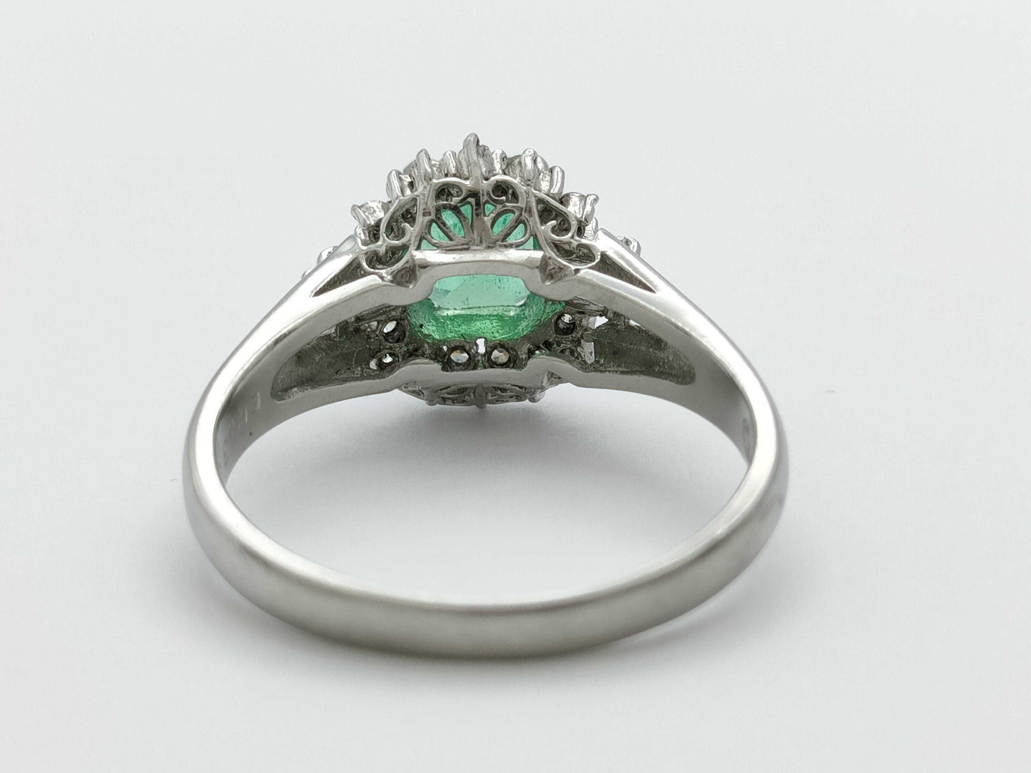 E0.83ct D0.27ct Pt900 5.4g Ring