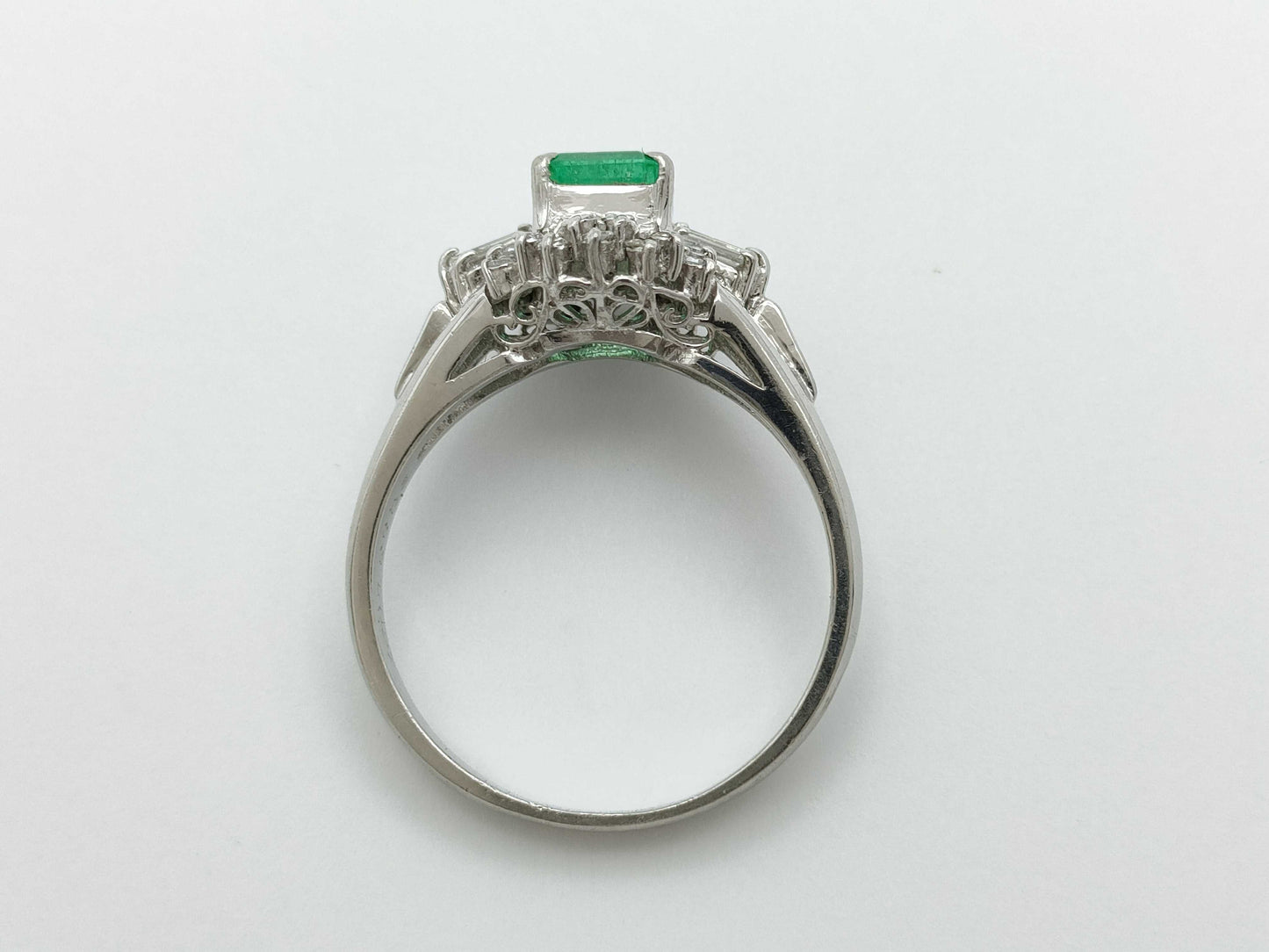 E0.83ct D0.27ct Pt900 5.4g Ring