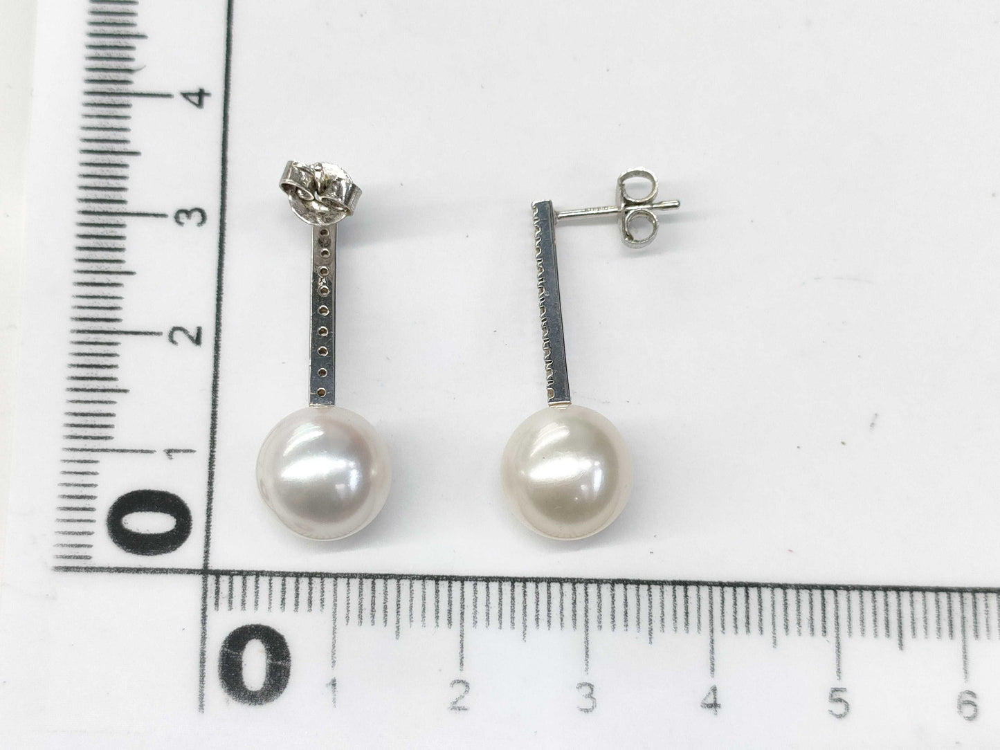 Pearl diameter: Approx. 10.0mm/10.1mm, D0.10ct/0.10ct, 18K White Gold, 4.8g, Earrings