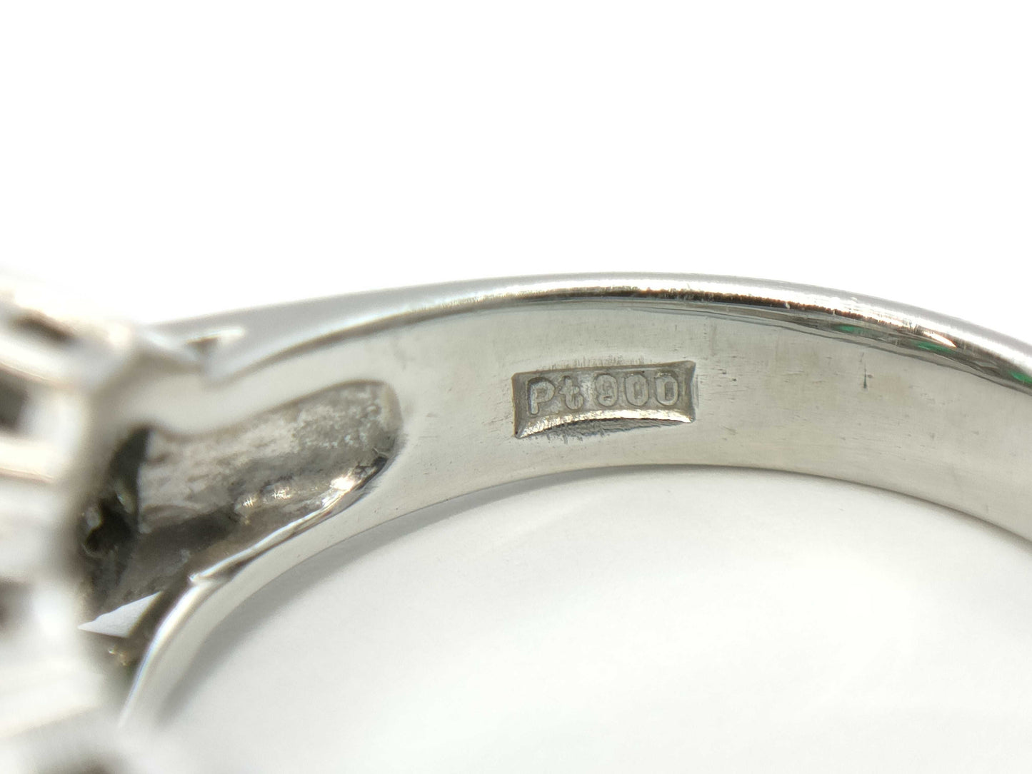 E0.76ct D0.70ct PT900 7.9g Ring