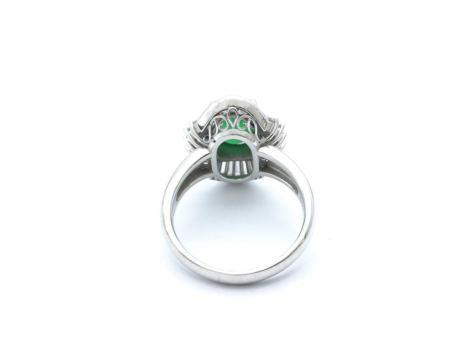 Jadeite 2.66ct D1.32ct PT900 10.8g Ring