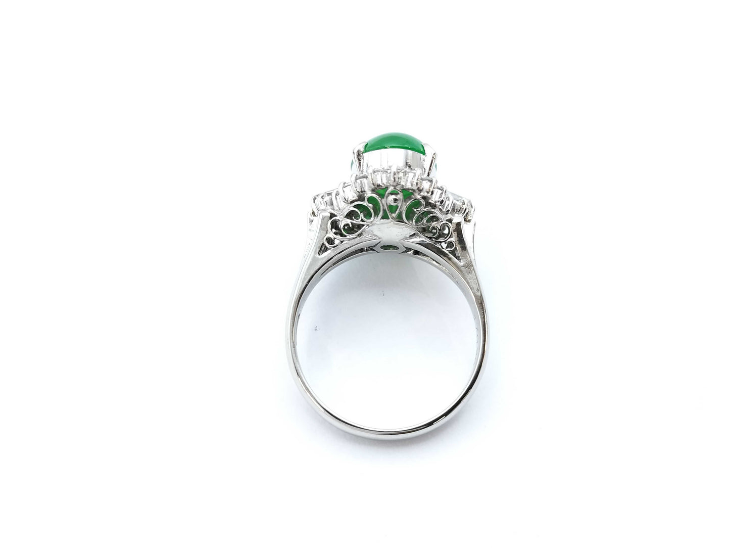 1.7ct Jadeite D0.26ct PT900 8.2g Ring