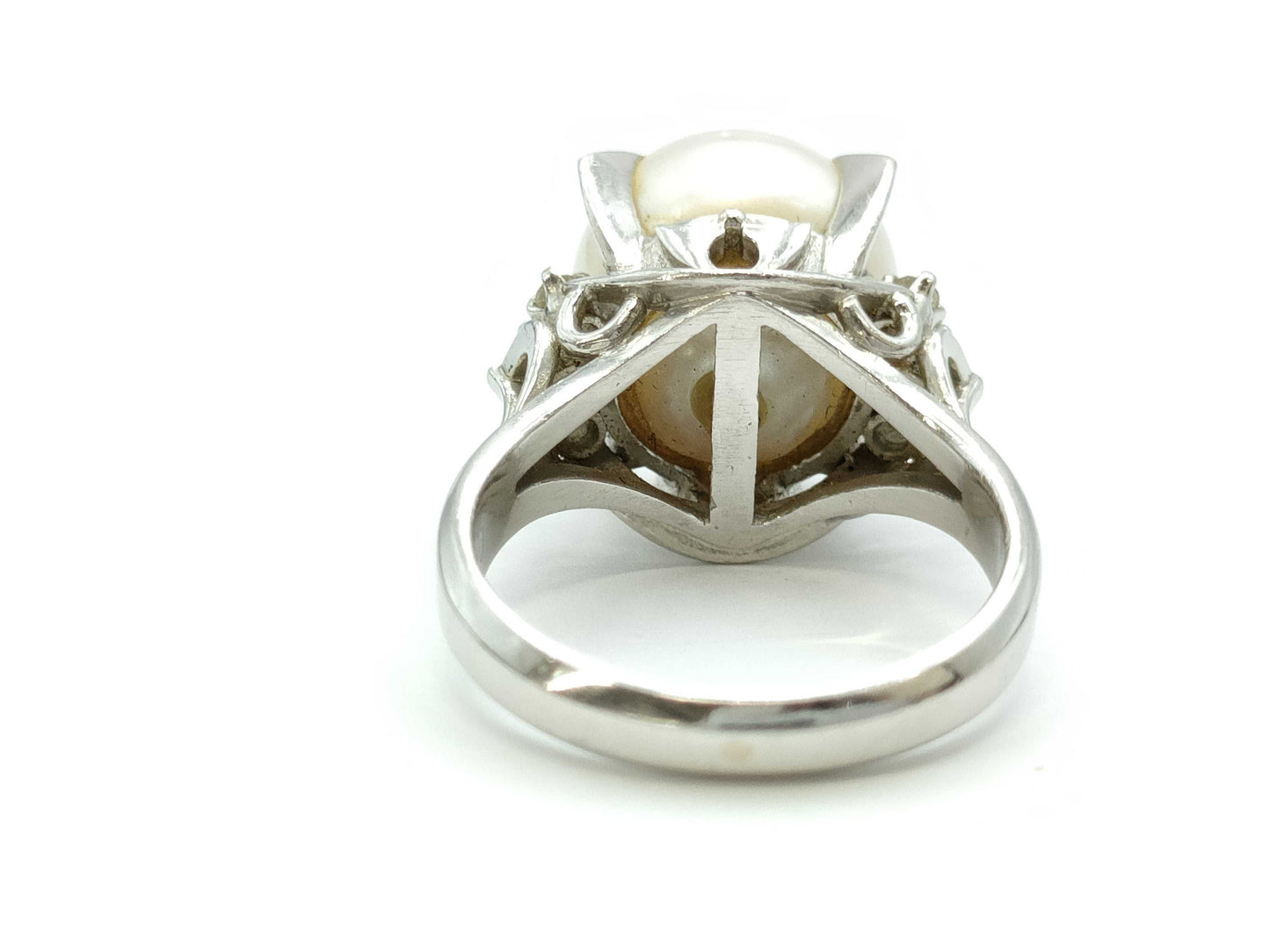 Pearl diameter: approx. 10.7mm, D0.10ct, PT900, 8.2g, Ring