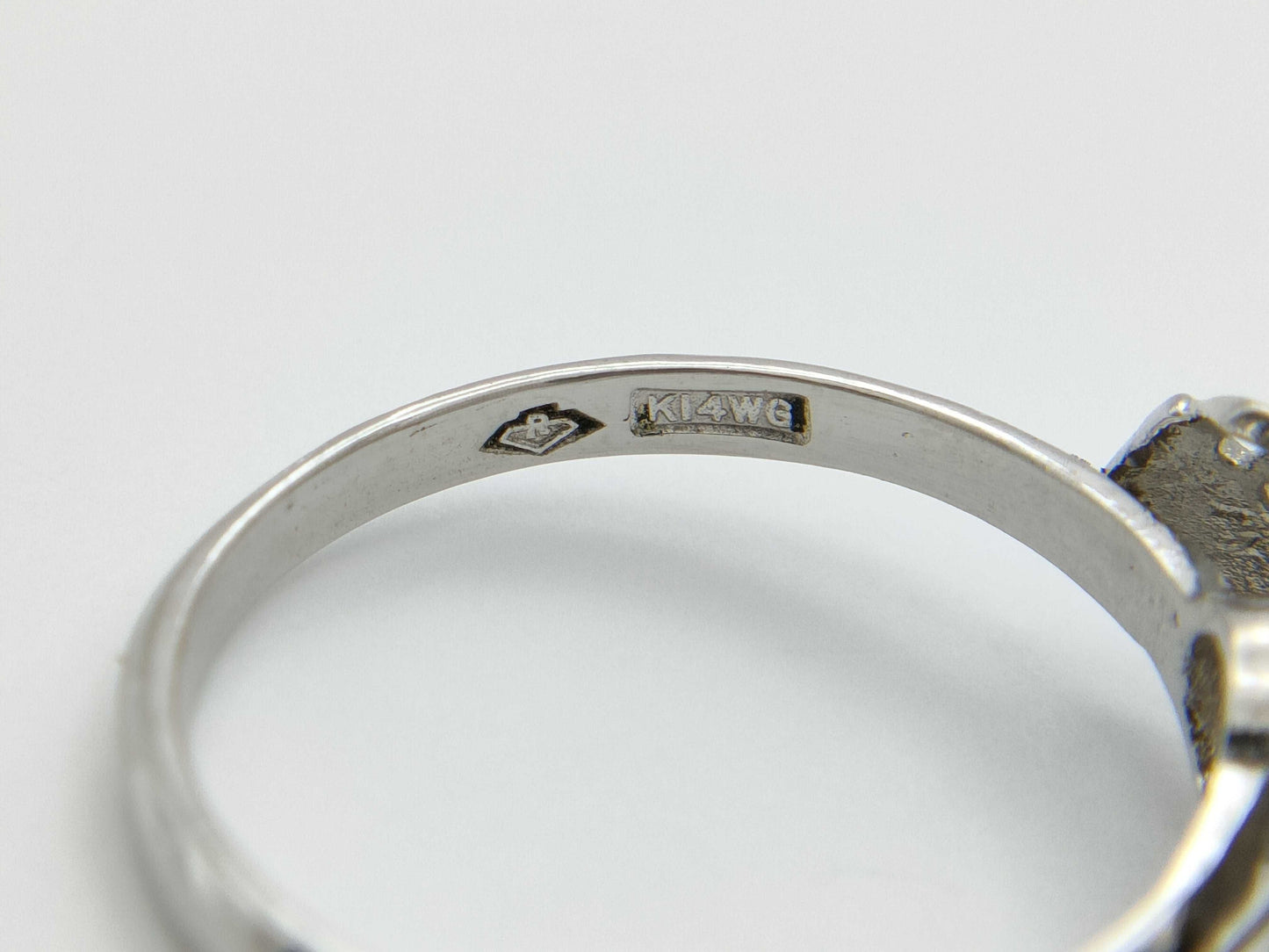 Pearl ring, diameter approx. 8.2mm, 14K white gold, 3.2g