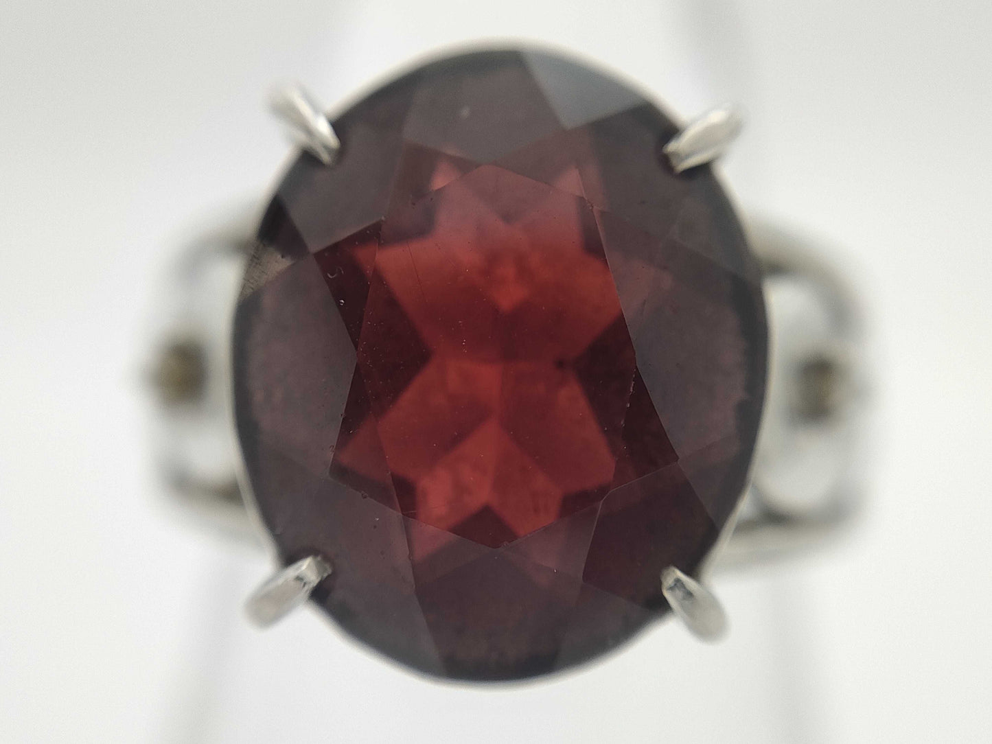 Garnet D0.02ct Pt900 9.4g Ring