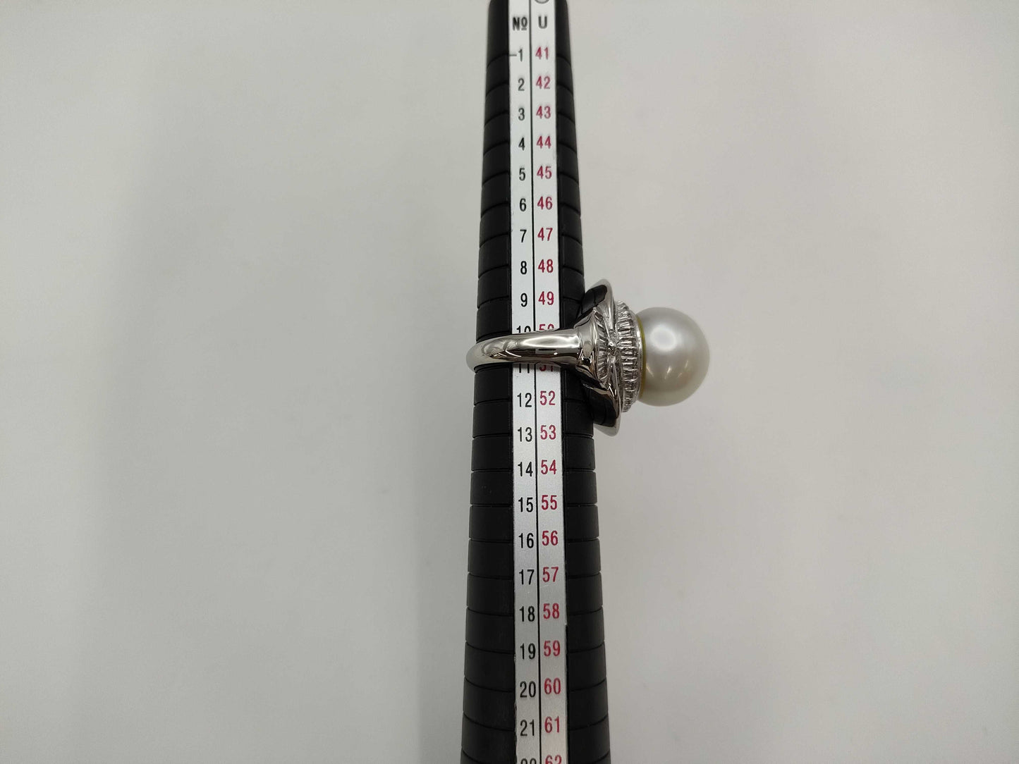 Pearl Ring, Diameter: Approx. 14.3mm, D1.95ct, Pt900, 19.4g