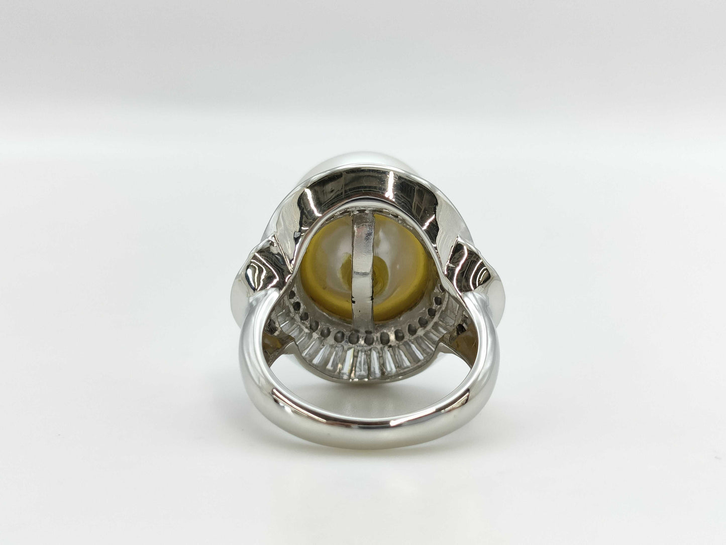 Pearl Ring, Diameter: Approx. 14.3mm, D1.95ct, Pt900, 19.4g
