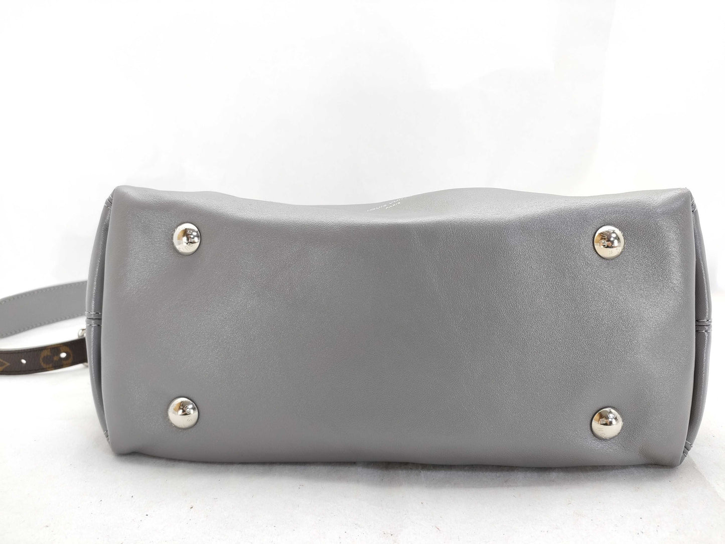 LOUIS VUITTON Carryall Cargo Vibe PM Trianon Gray Handbag