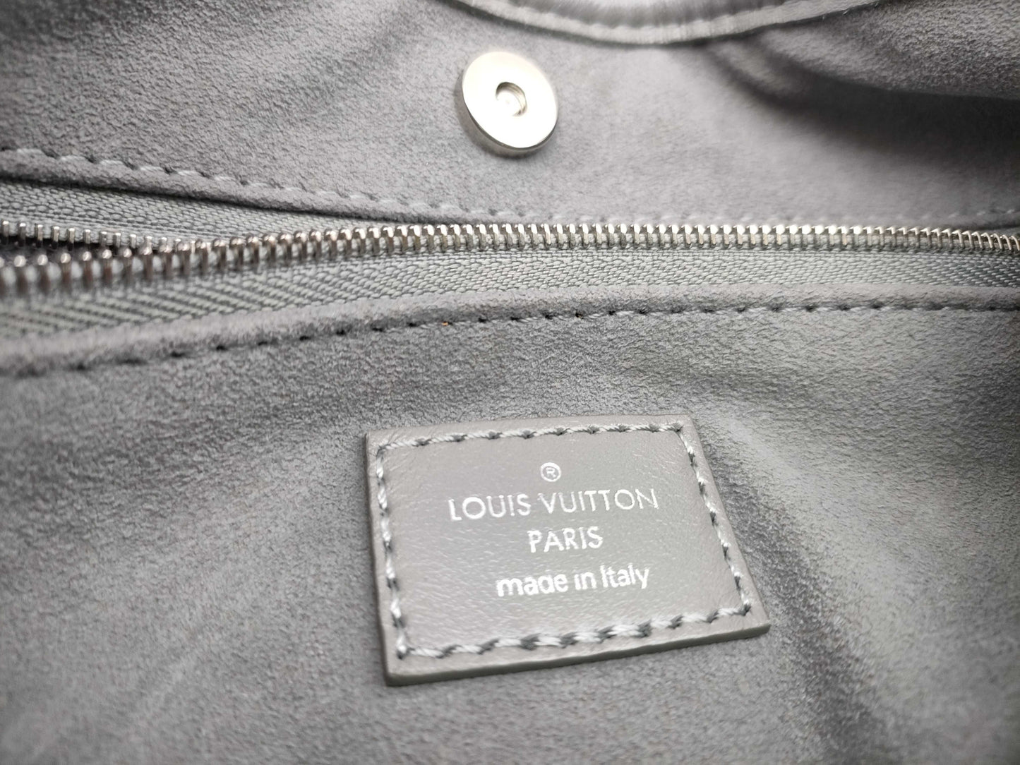 LOUIS VUITTON Carryall Cargo Vibe PM Trianon Gray Handbag