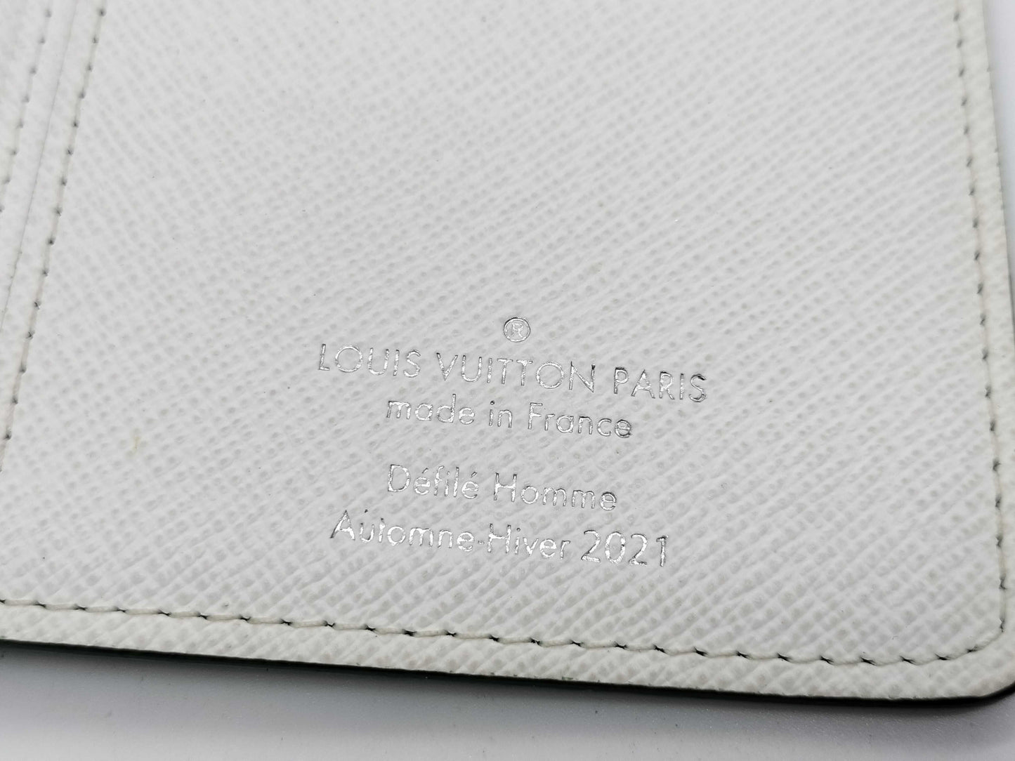 LOUIS VUITTON RFID Verified Louis Vuitton Everyday LV Portefeuille Brazza Long Wallet Green Wallet