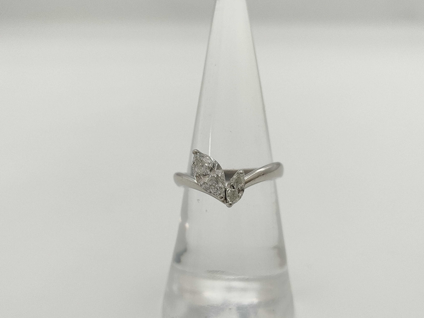 D0.56ct FD0.17ct Pt900 4.6g Ring