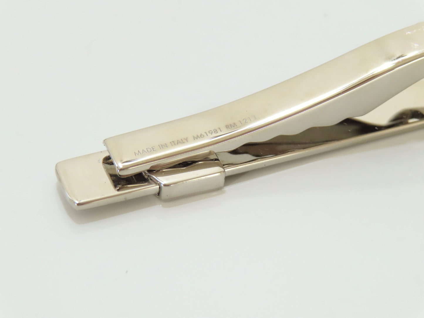 LOUIS VUITTON LV Signature Pan Scravate Tie Clip, Cufflinks