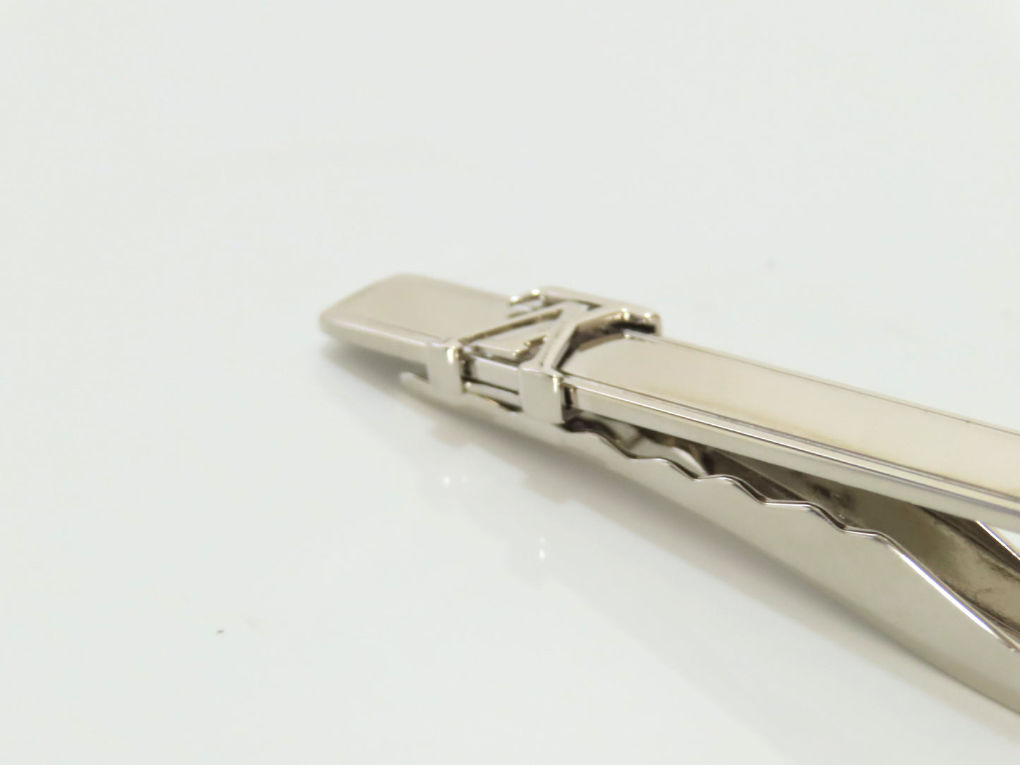 LOUIS VUITTON LV Signature Pan Scravate Tie Clip, Cufflinks