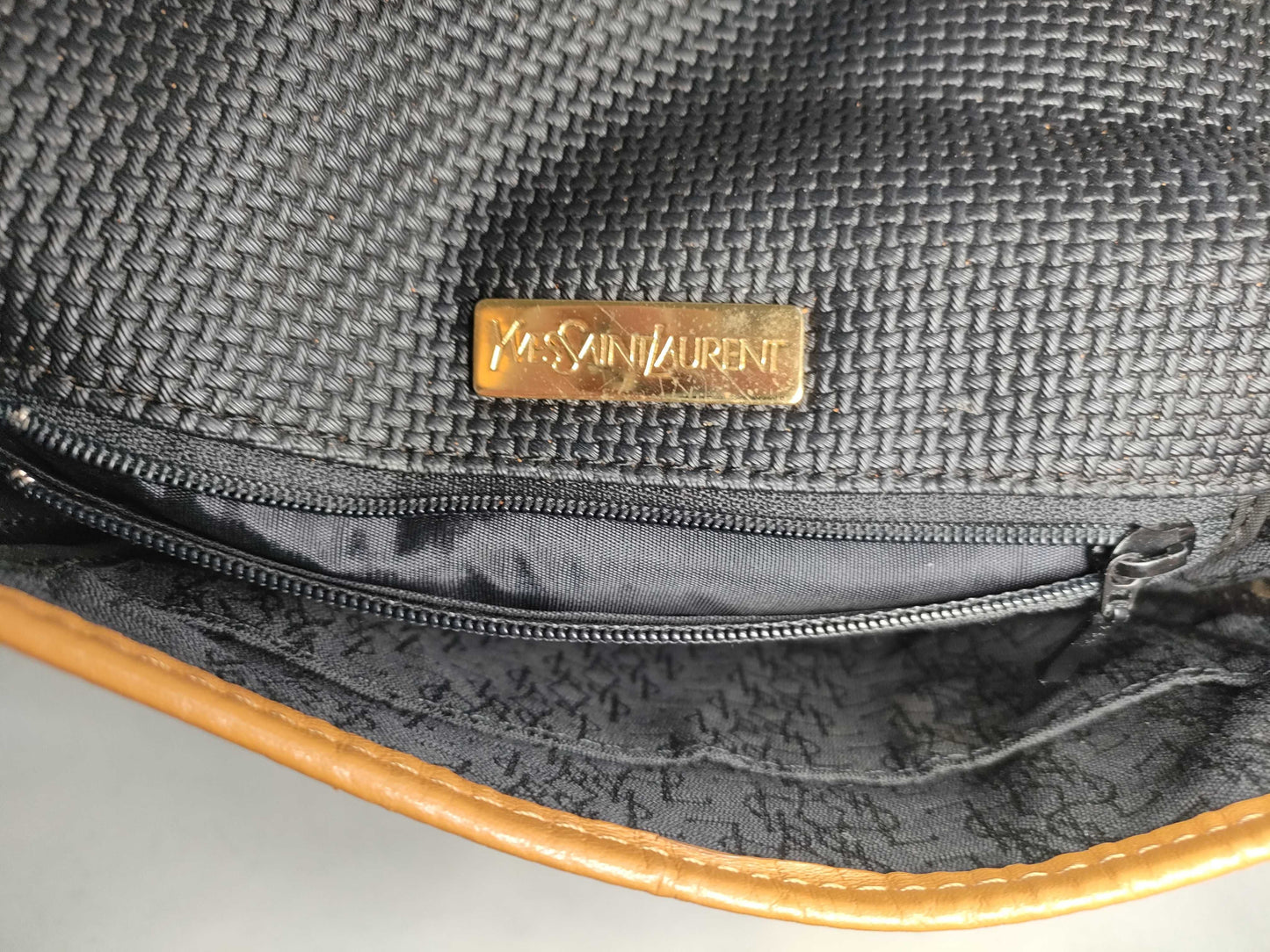 SAINT LAURENT SAINT LAURENT Shoulder Bag Leather Black Shoulder Bag