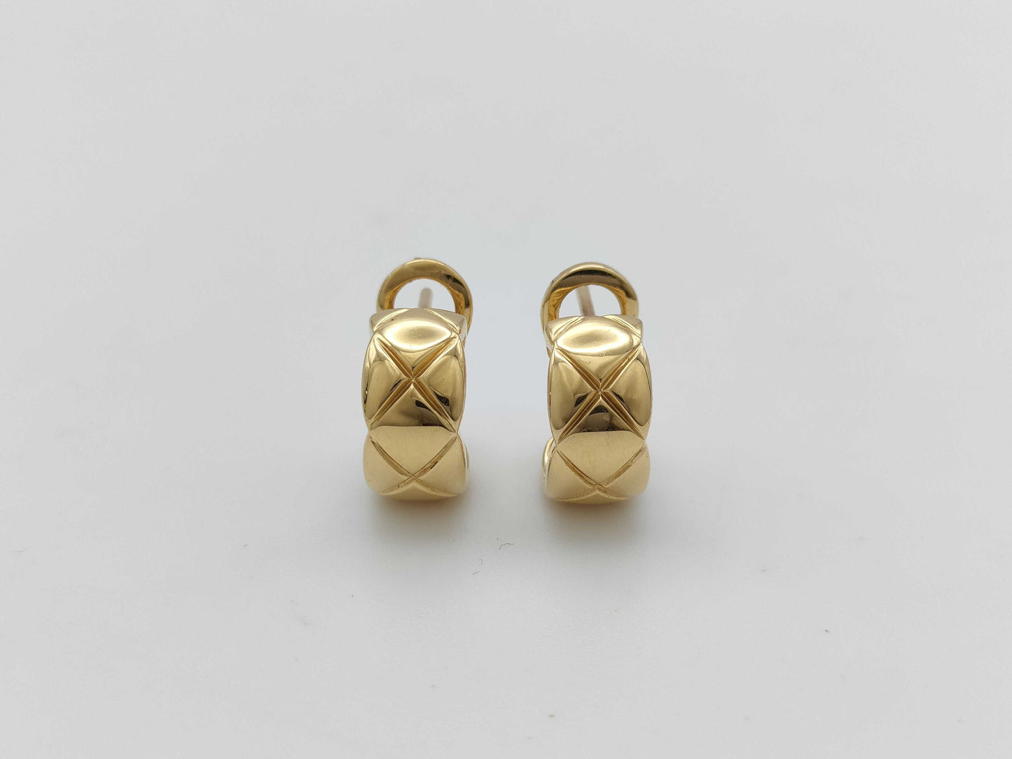 CHANEL Coco Crush YG Au750 6.1g Earrings
