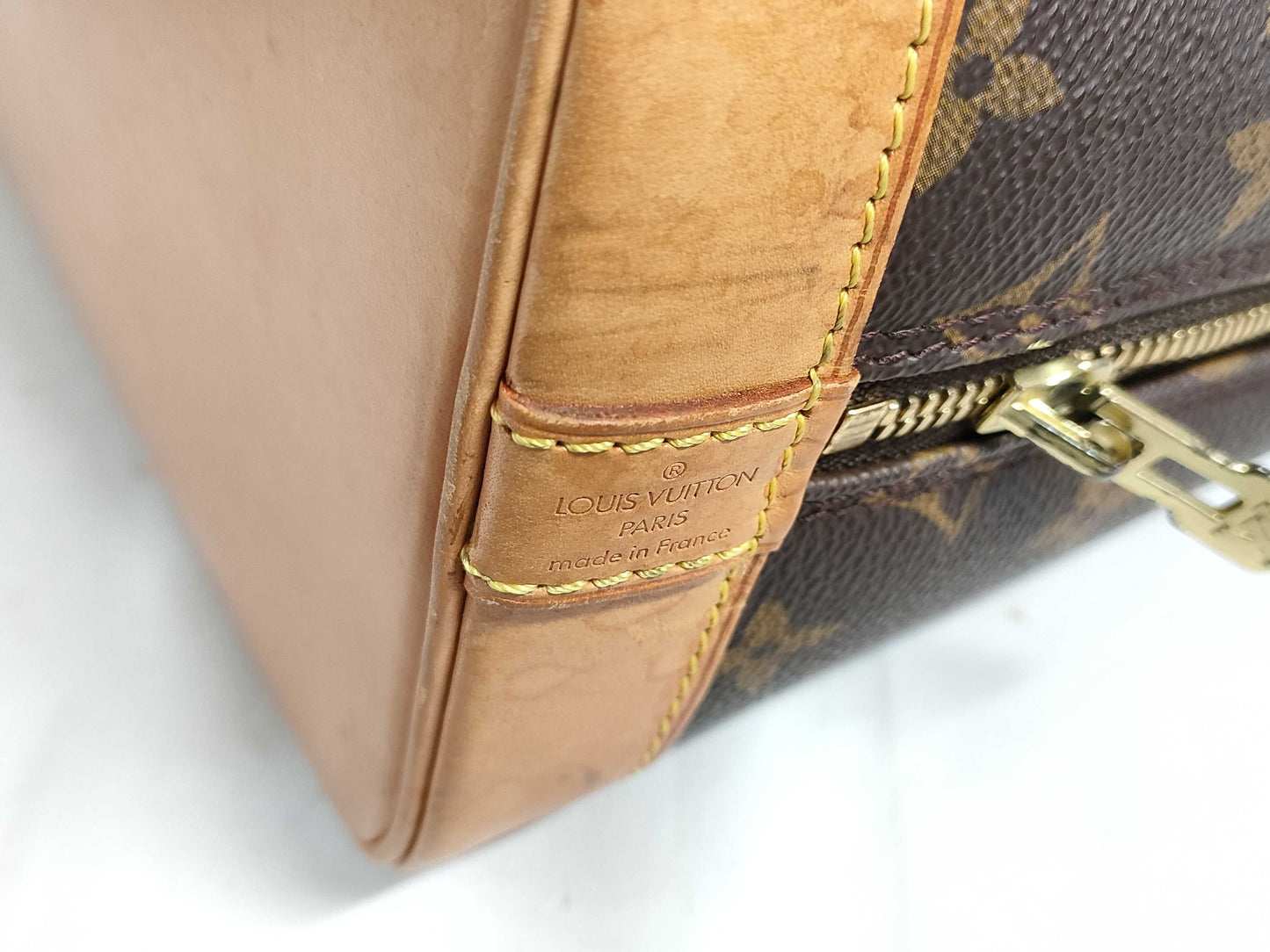 LOUIS VUITTON Monogram Louis Vuitton Bag Handbag
