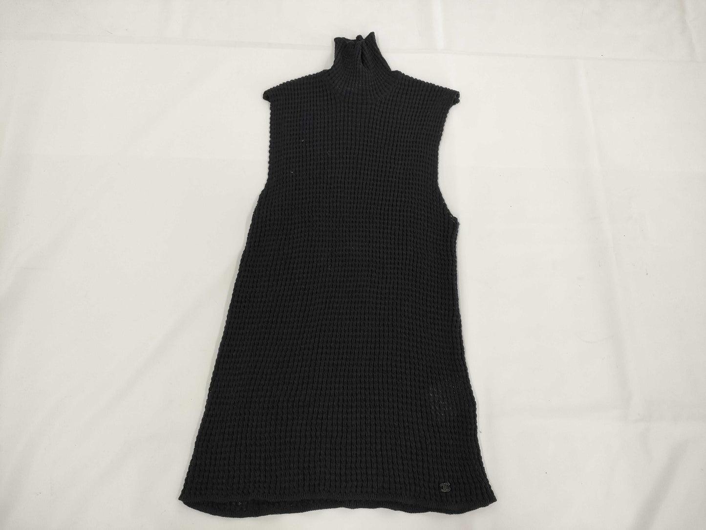 CHANEL 03A Sleeveless Top P21541 Navy Size 42