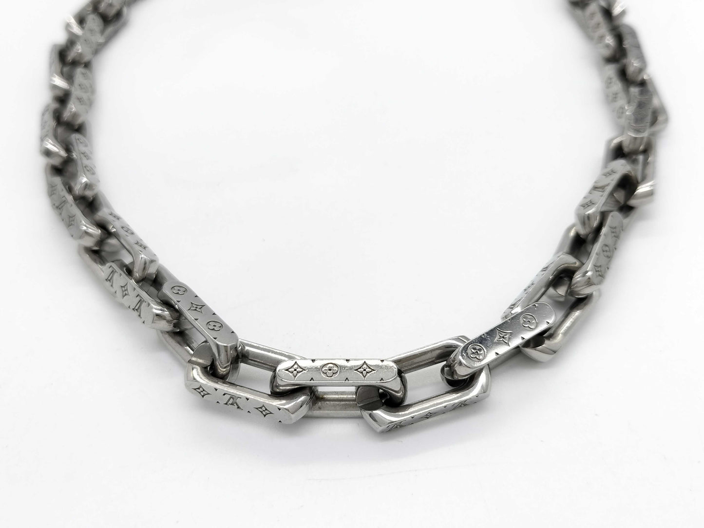 LOUIS VUITTON LE 4213 LOUIS VUITTON M64196 Collier Chain Necklace Necklace Necklace