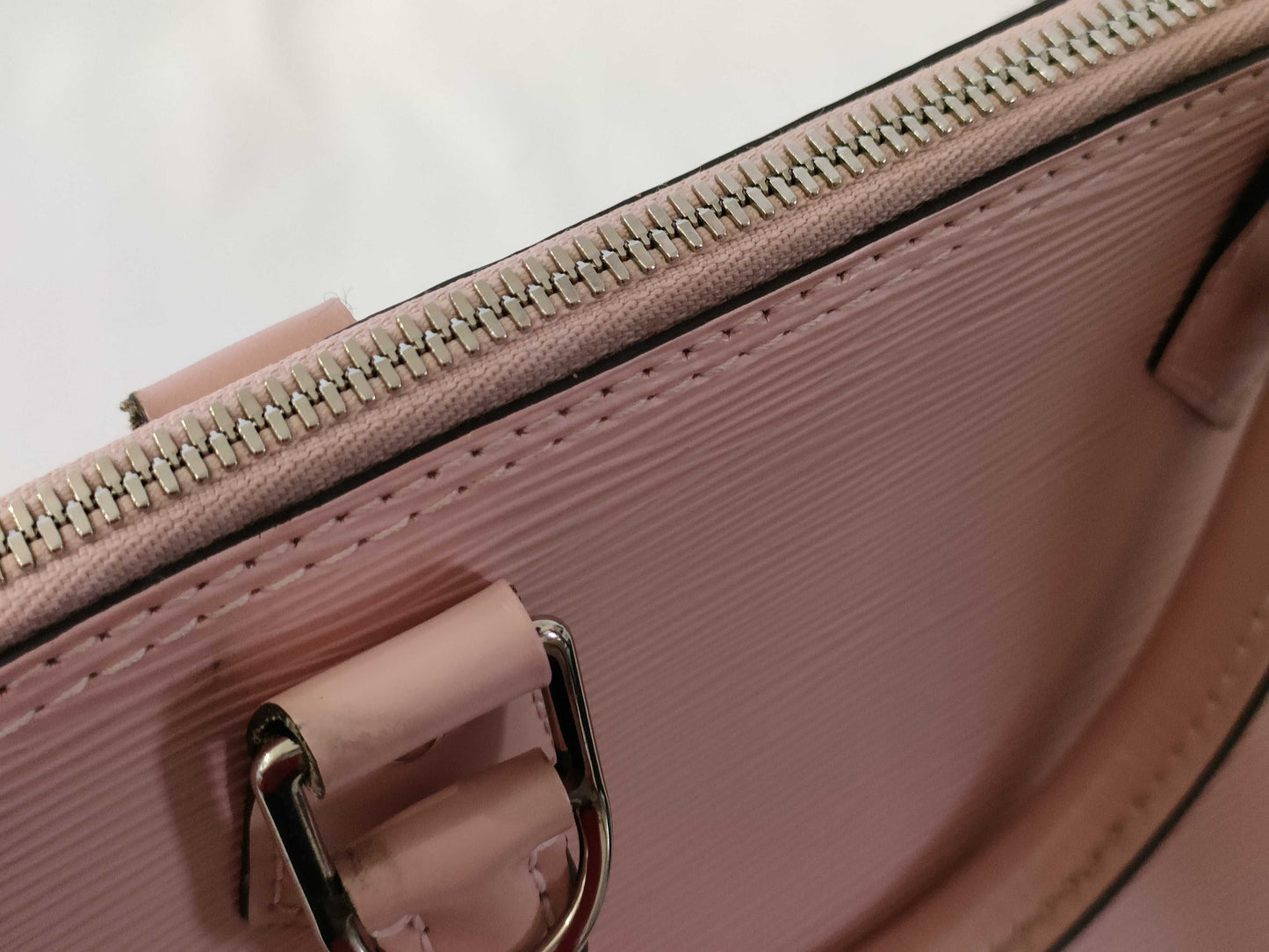LOUIS VUITTON Epi Alma PM M41323 Handbag