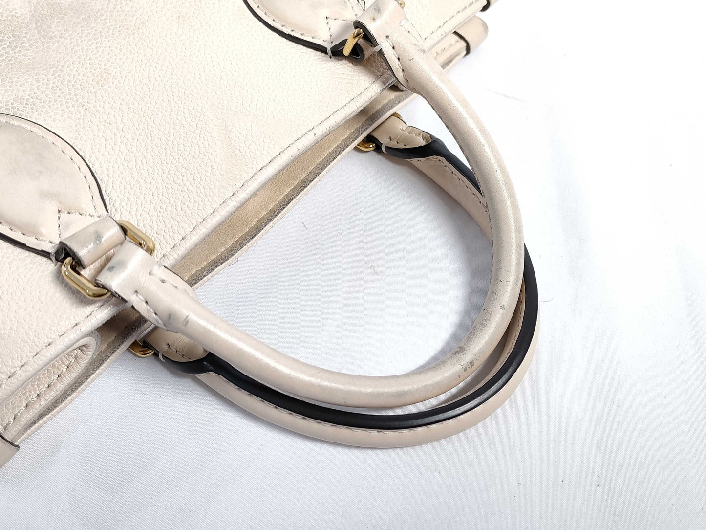 LOUIS VUITTON On the Go PM M46569 Handbag