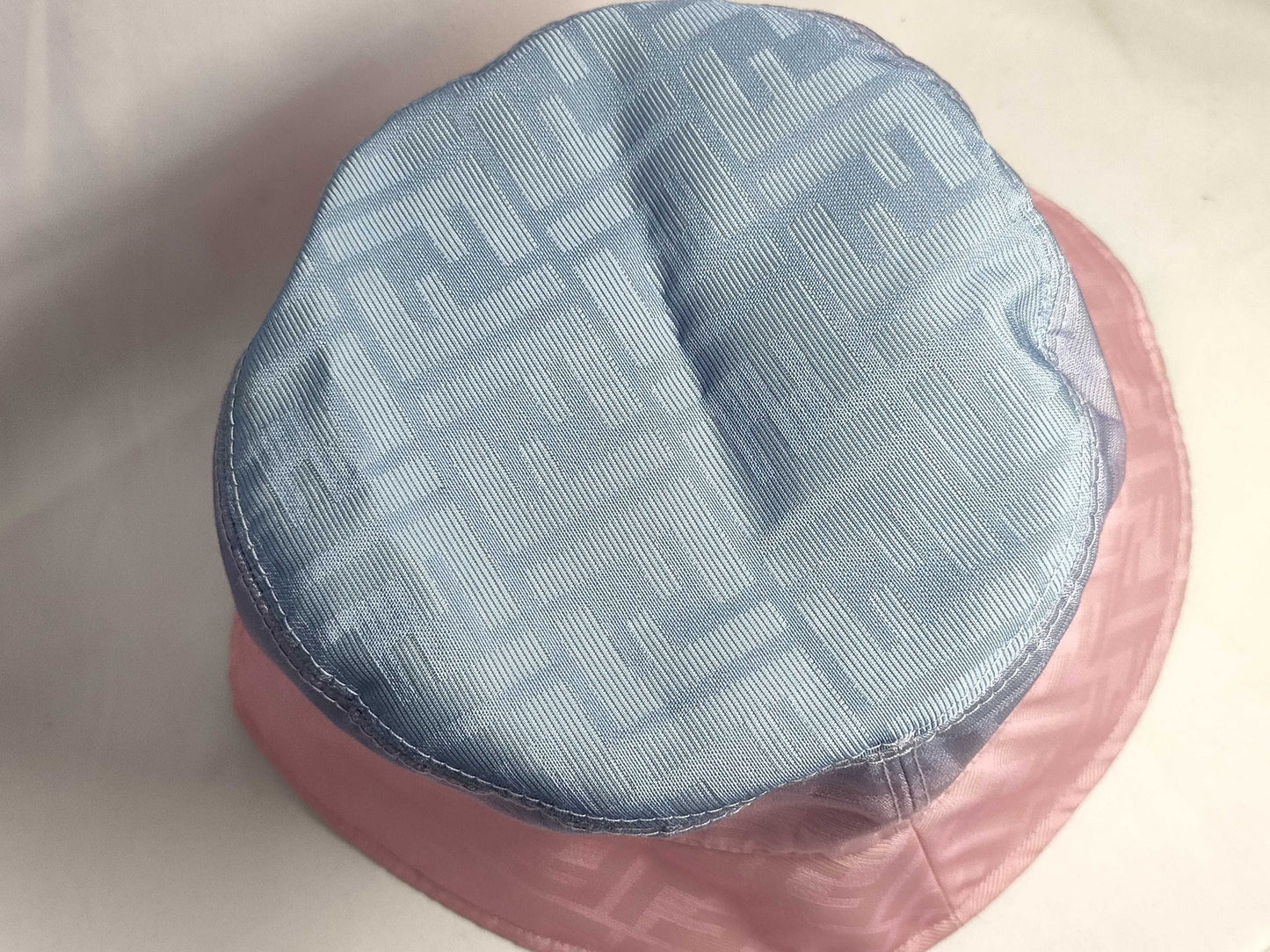 FENDI bucket hat and other accessories