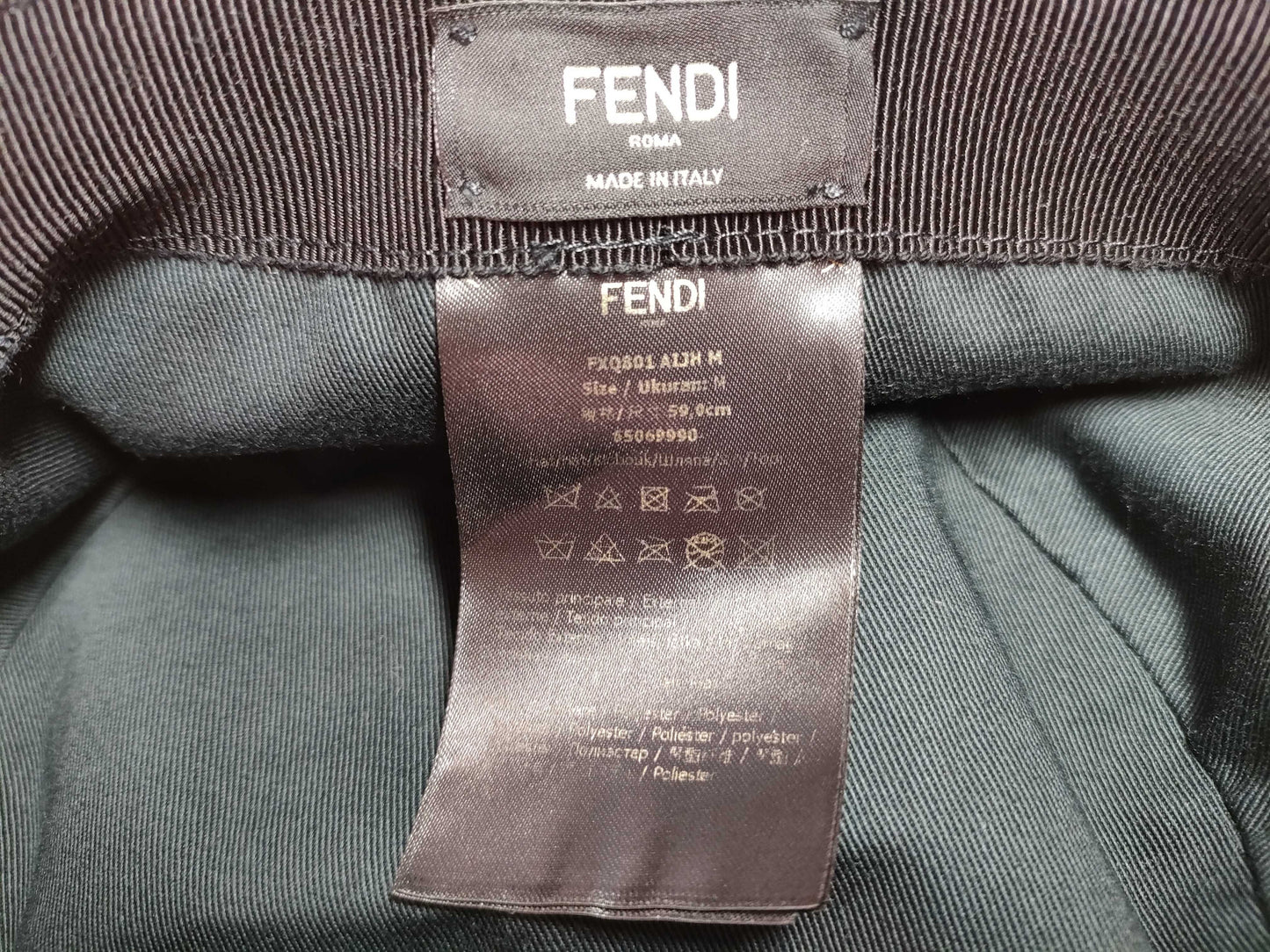 FENDI bucket hat and other accessories