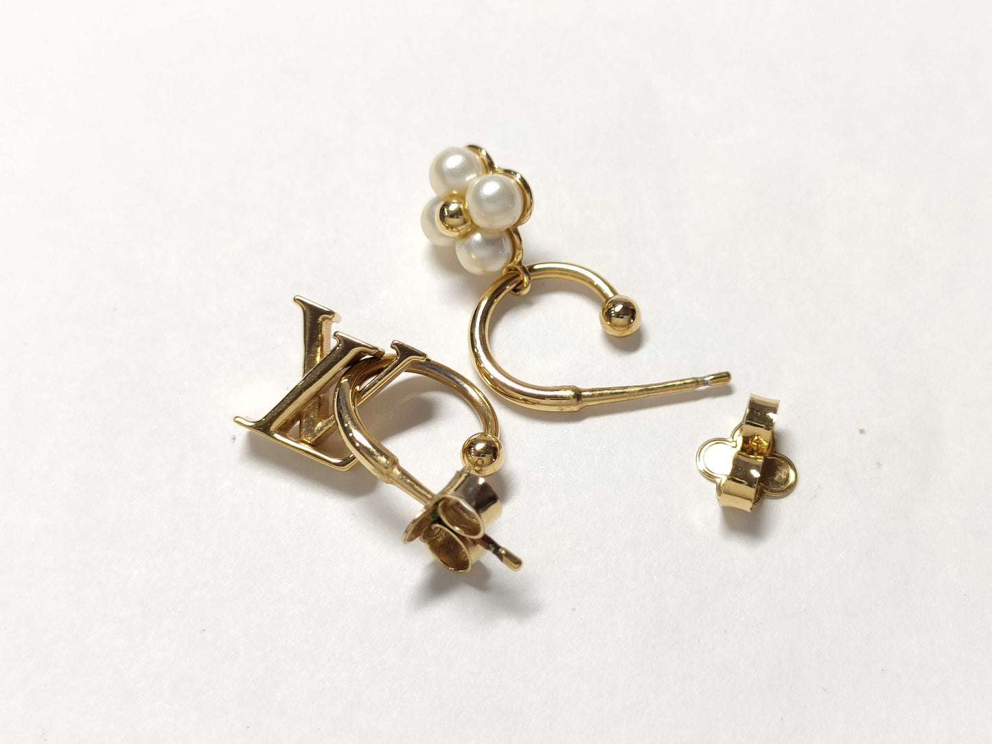 LOUIS VUITTON Earrings - LV Floragram M01025 Earrings