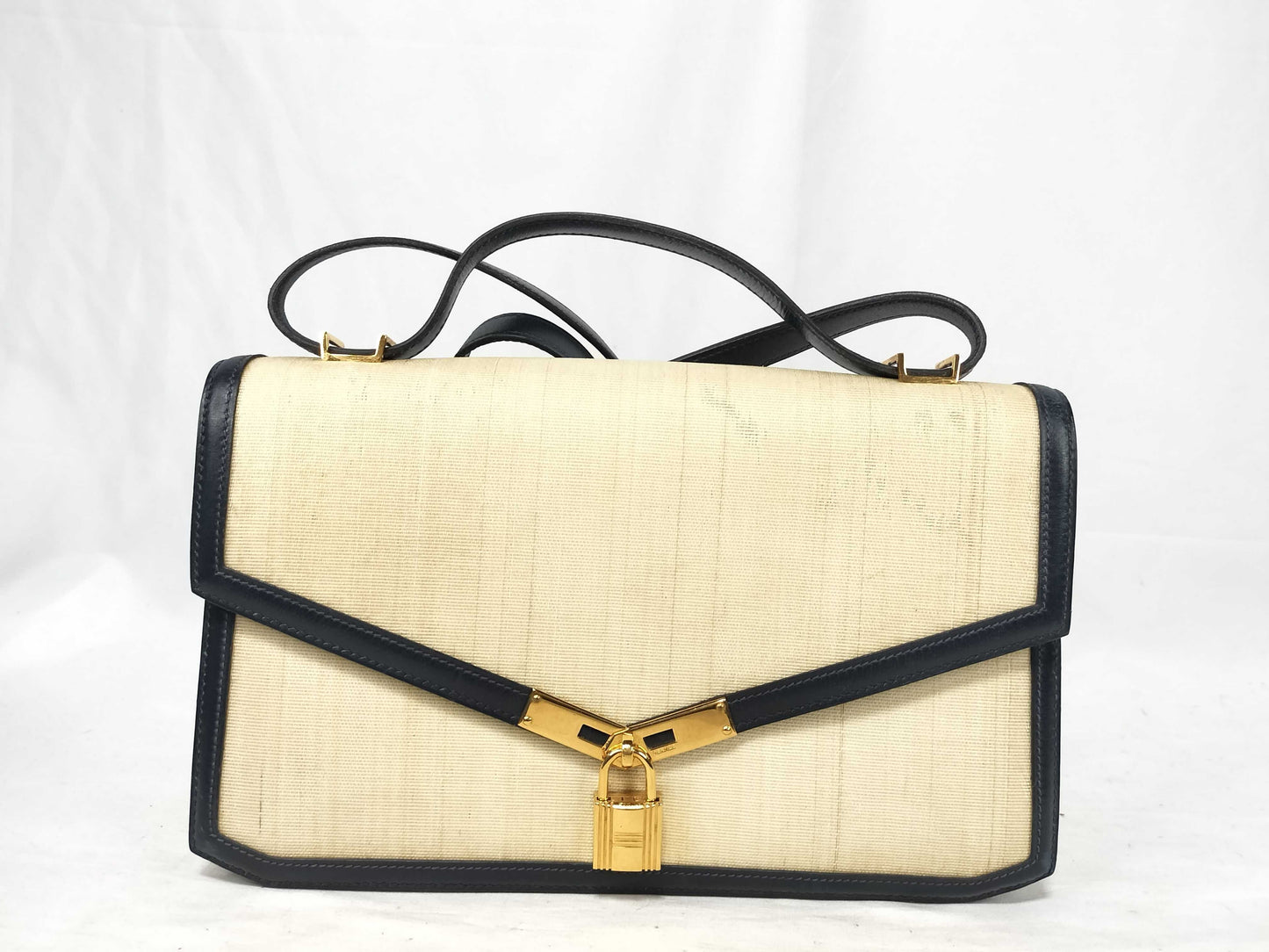 HERMES Crinoline Cadena Lock Shoulder Bag with I Stamp, Ivory