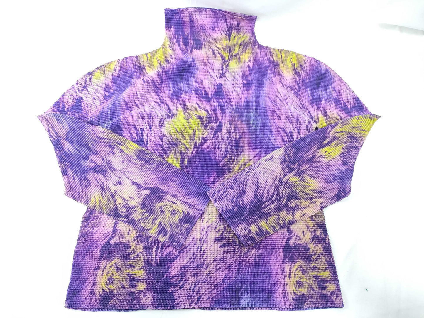 ISSEY MIYAKE Tops High Neck Long Sleeve All-Over Print Tops