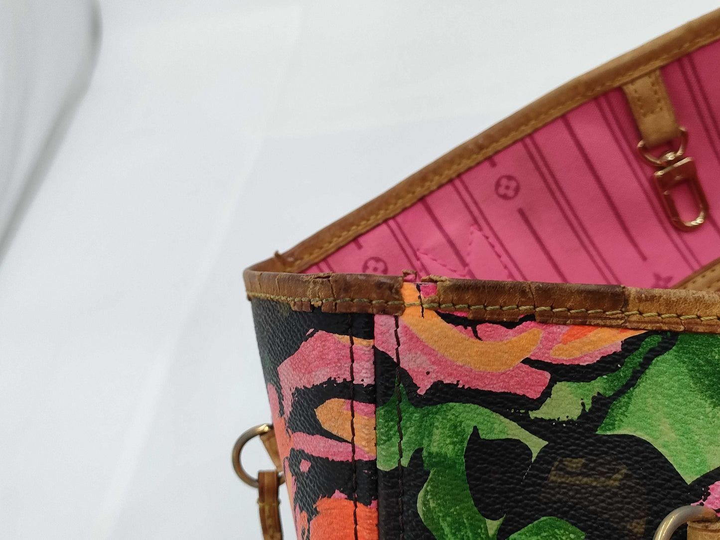 LOUIS VUITTON Monogram Rose Neverfull MM Shoulder Bag