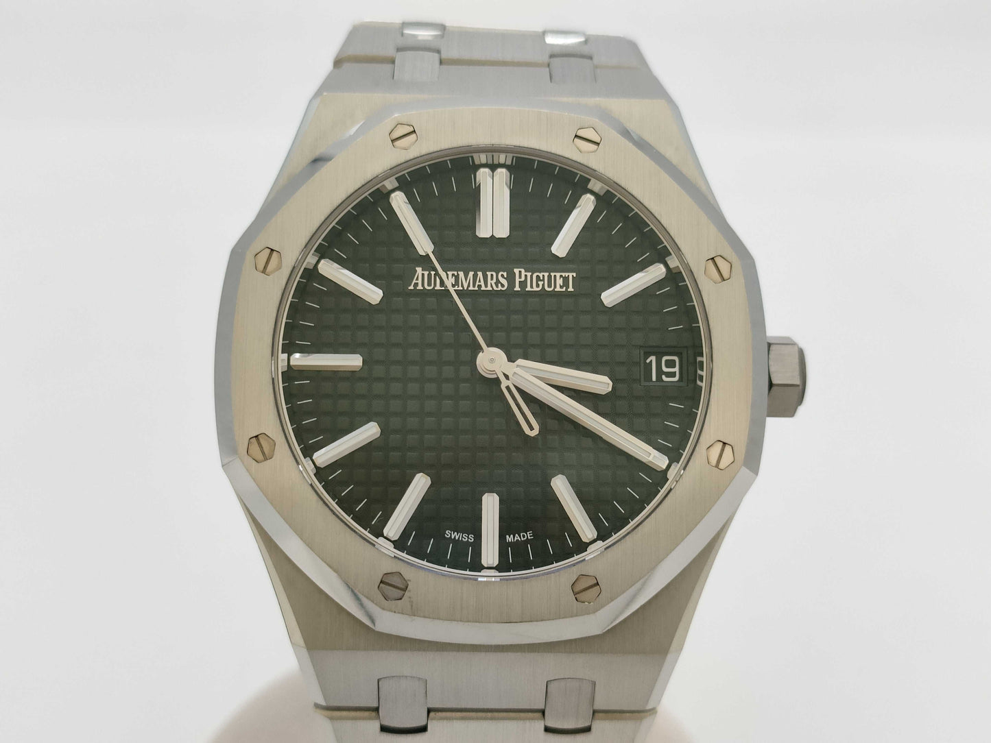 AUDEMARS PIGUET Royal Oak Khaki Green 15510ST.OO.1320ST.09 LK3173P-DN0522 Automatic Men's Watch